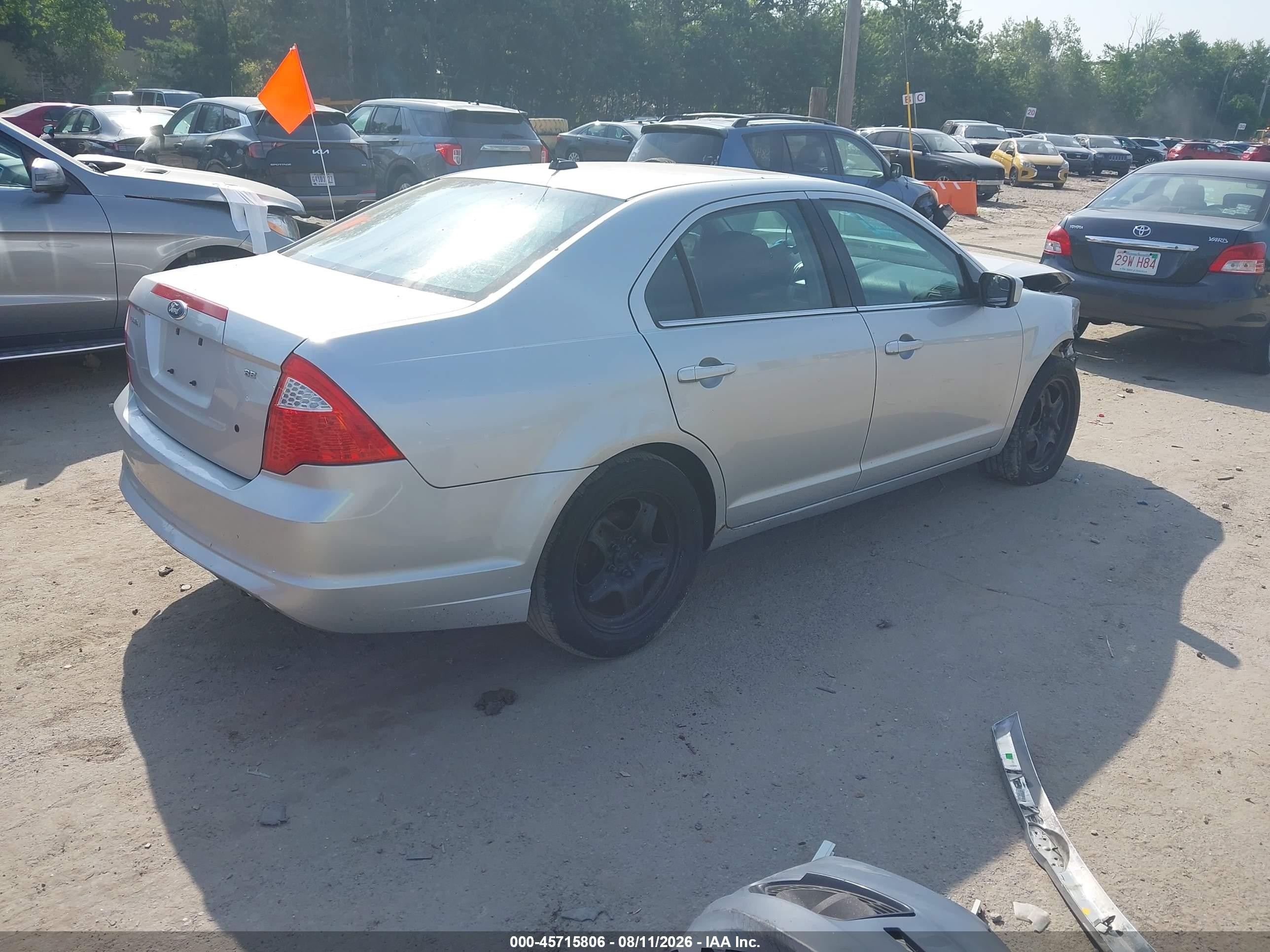 2011 Ford Fusion Se Silver vin: 3FAHP0HA3BR111629