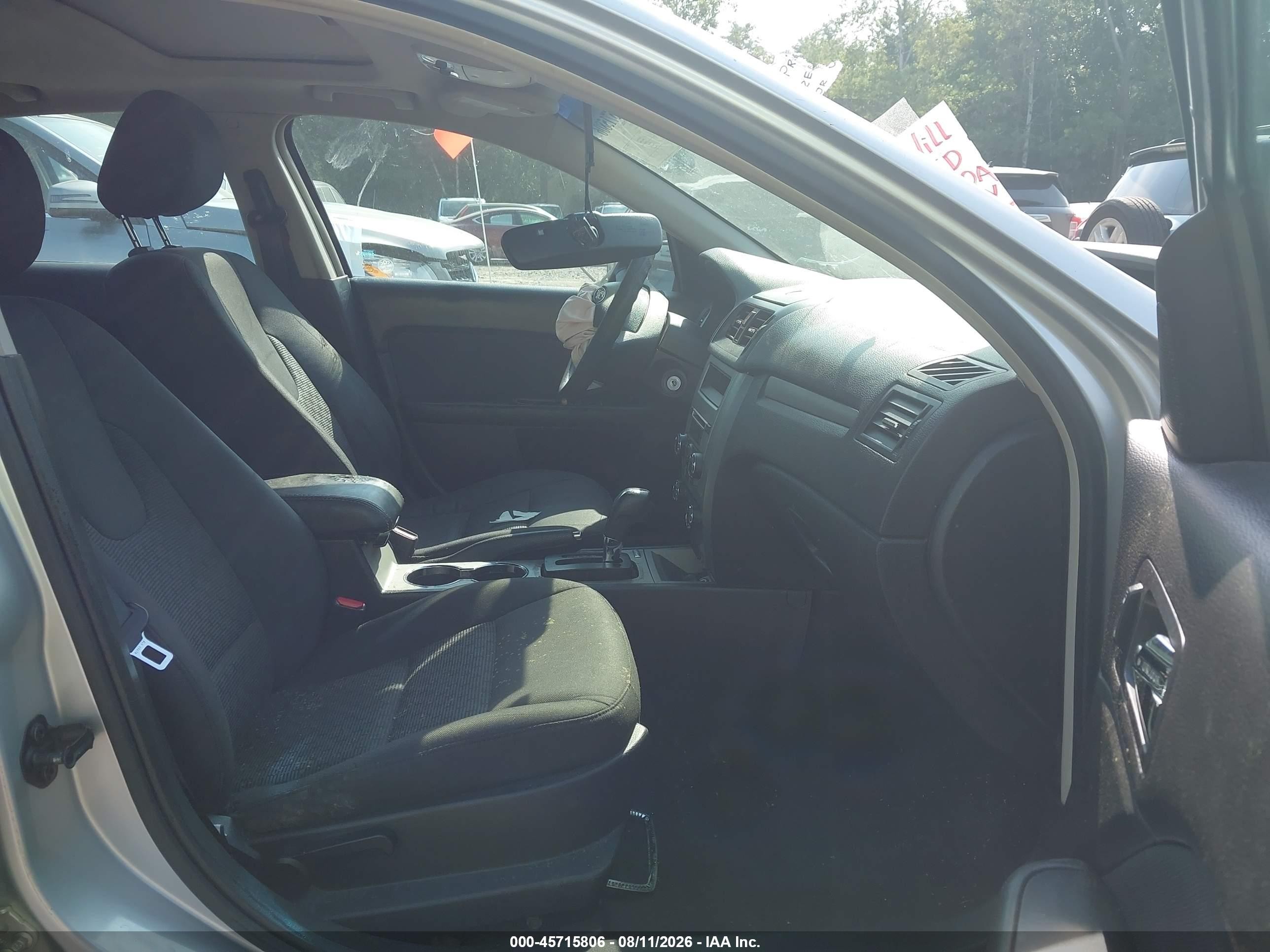 2011 Ford Fusion Se Silver vin: 3FAHP0HA3BR111629