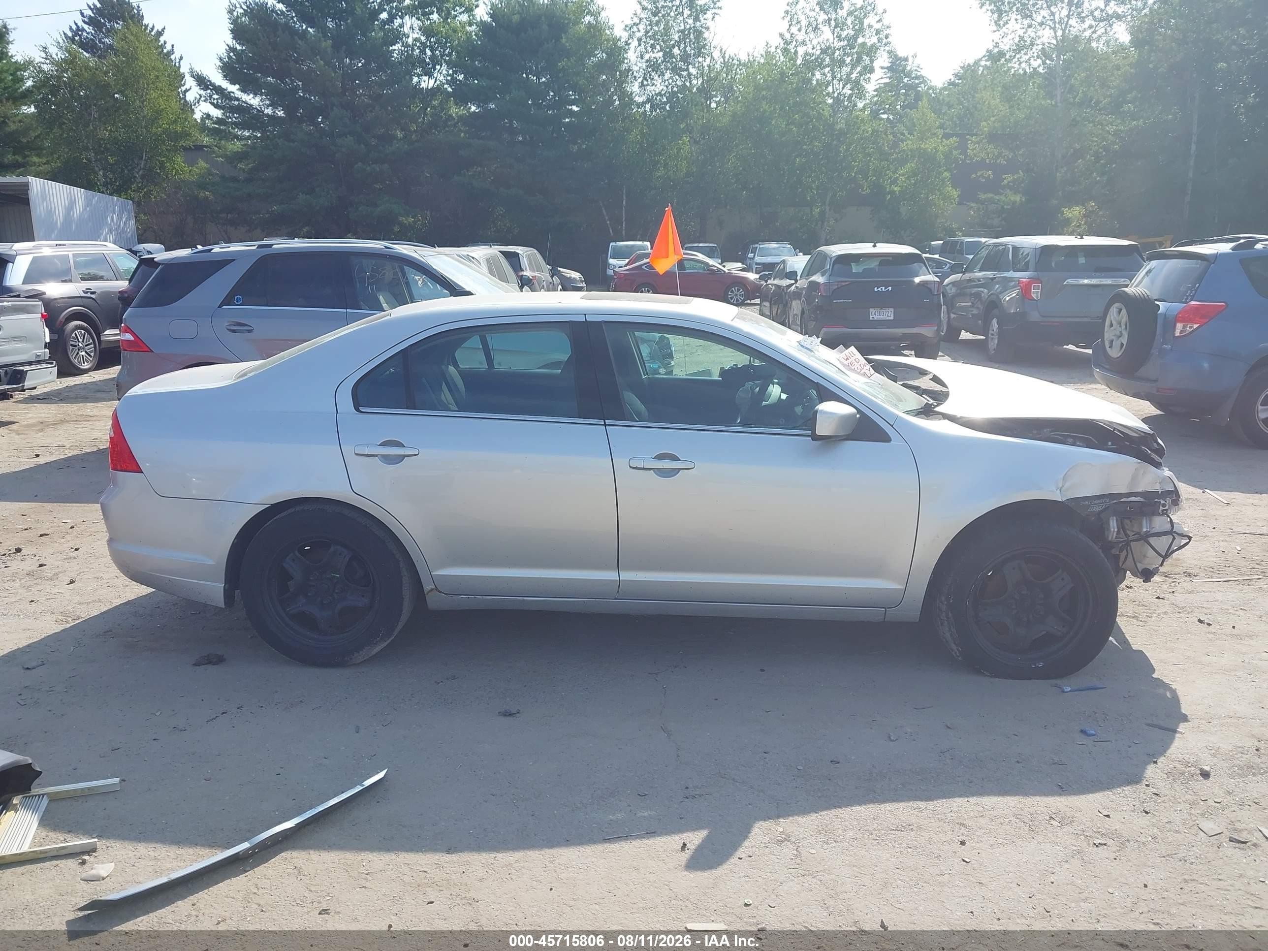2011 Ford Fusion Se Silver vin: 3FAHP0HA3BR111629