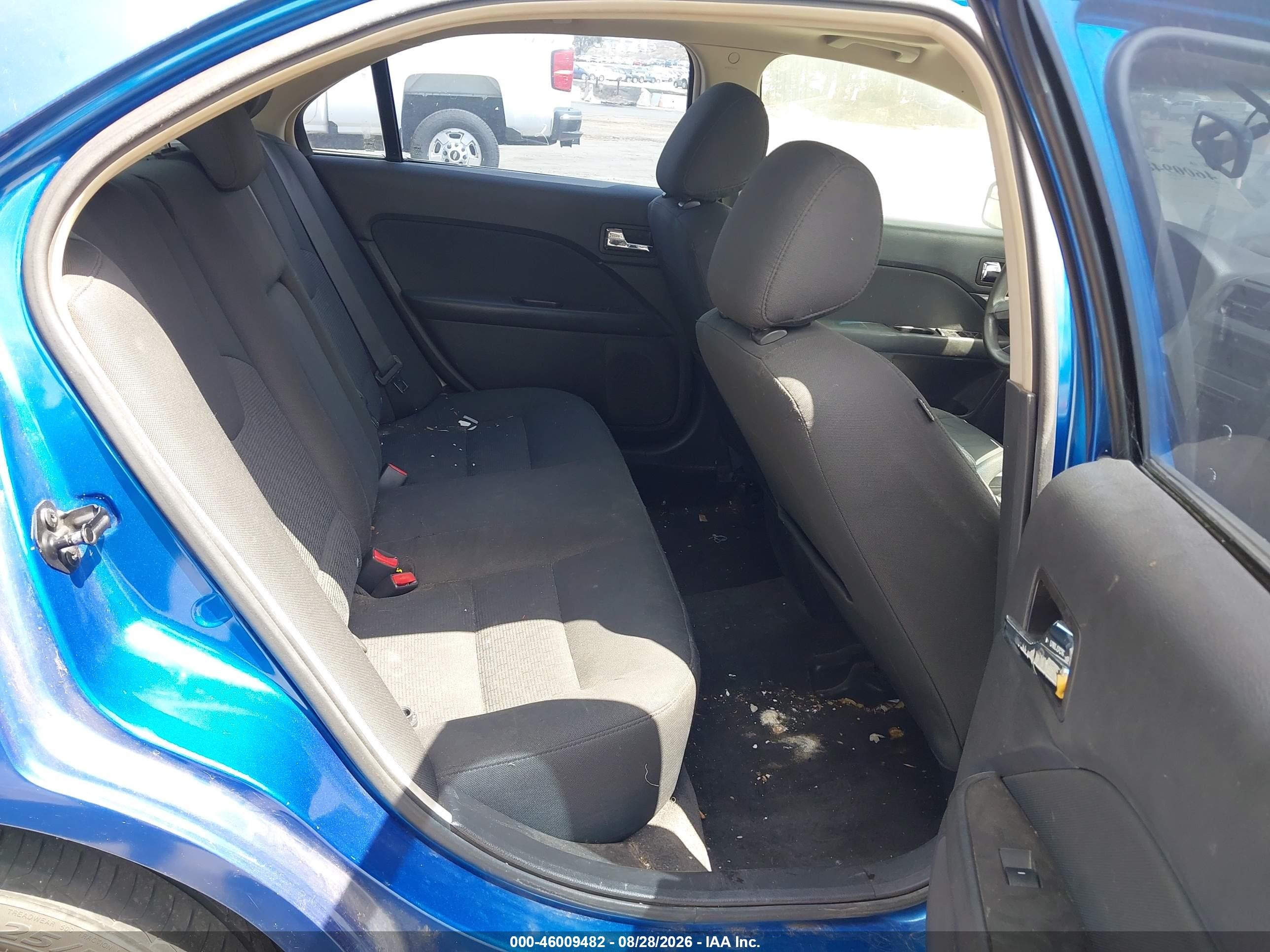 2011 Ford Fusion Se Blue vin: 3FAHP0HA3BR128446