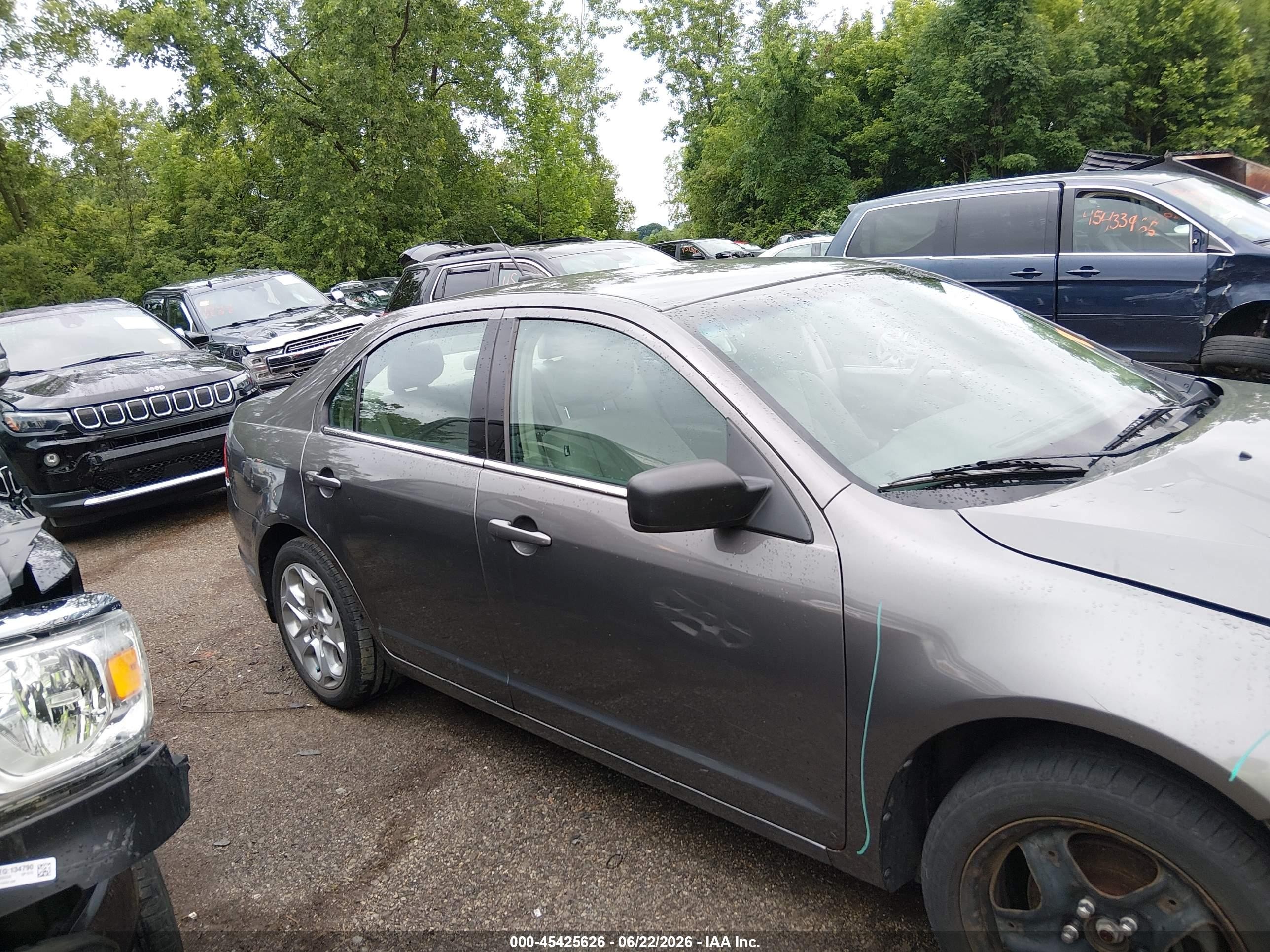 2011 Ford Fusion Se Gray vin: 3FAHP0HA3BR138233