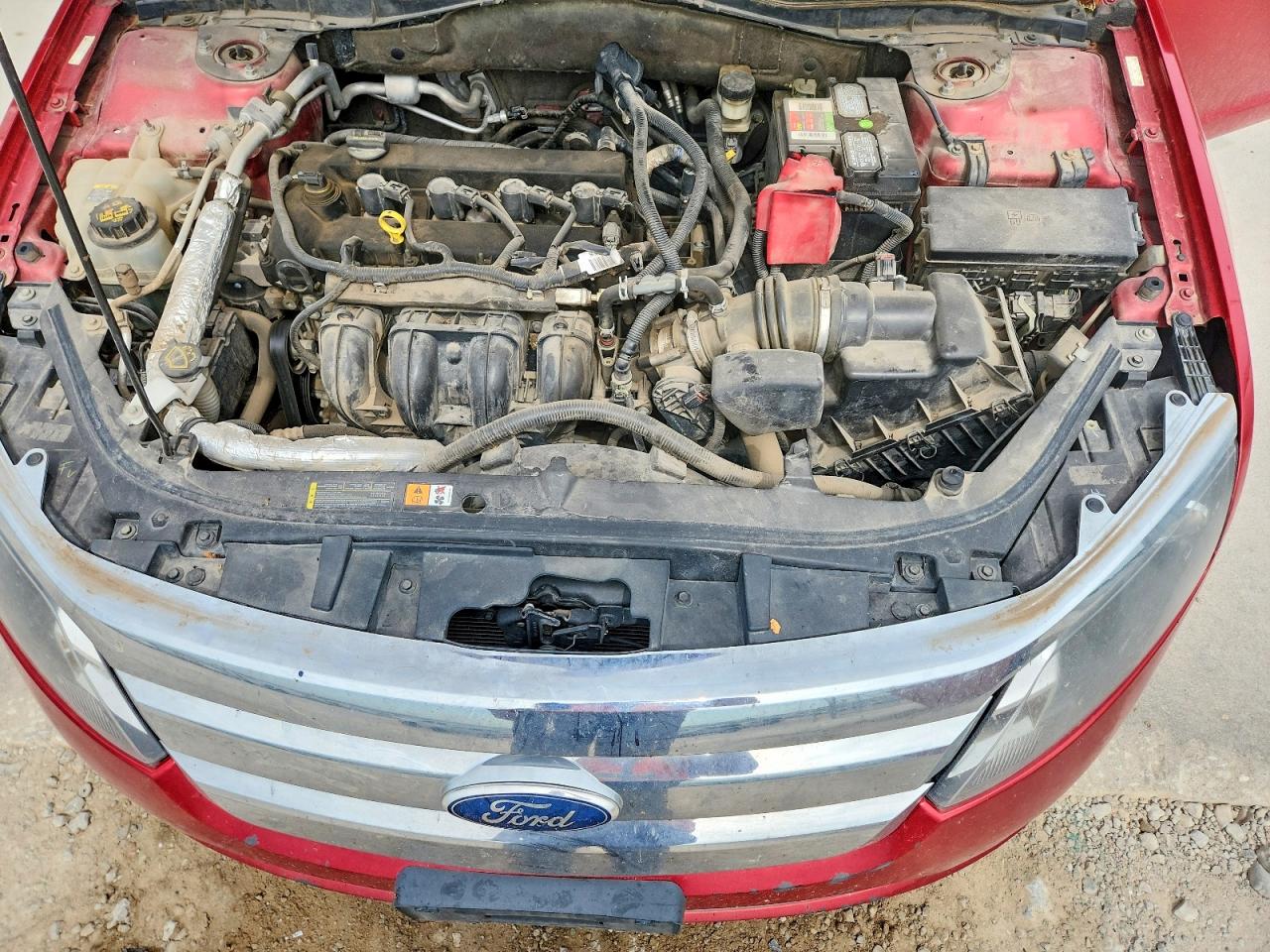 2011 Ford Fusion Se Red vin: 3FAHP0HA3BR155212