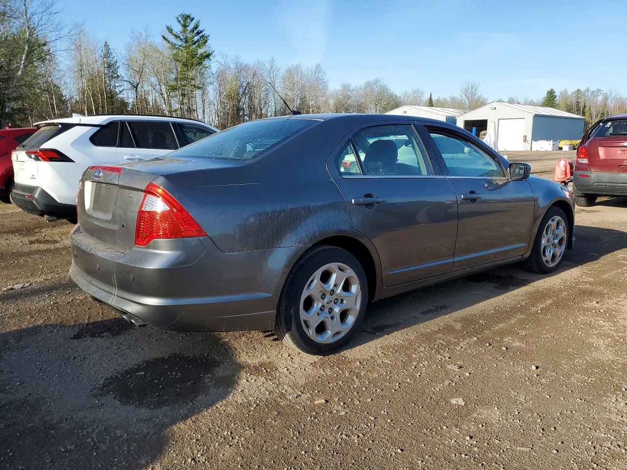 2011 Ford Fusion Se Gray vin: 3FAHP0HA3BR157588