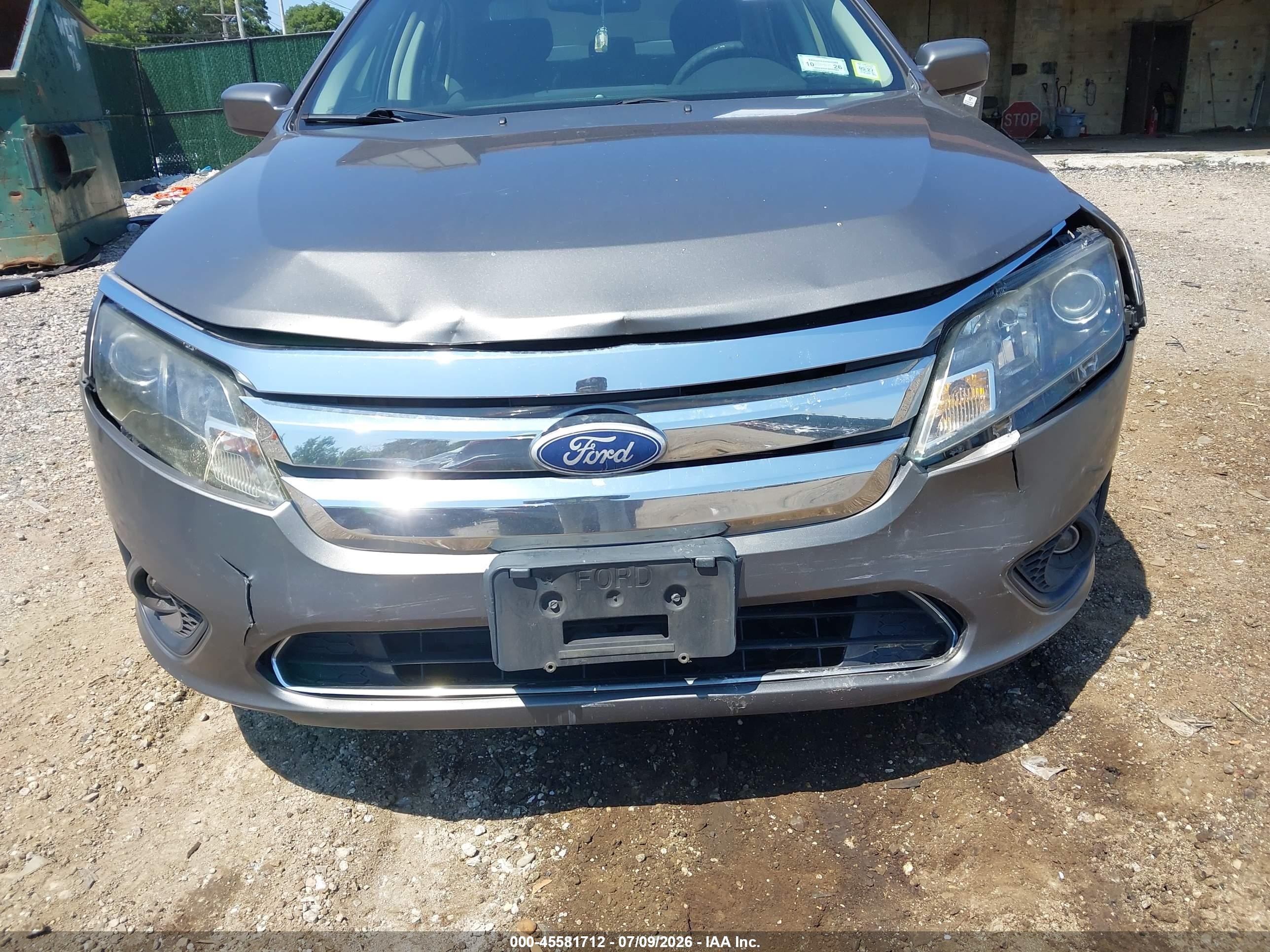 2011 Ford Fusion Se Gray vin: 3FAHP0HA3BR158692