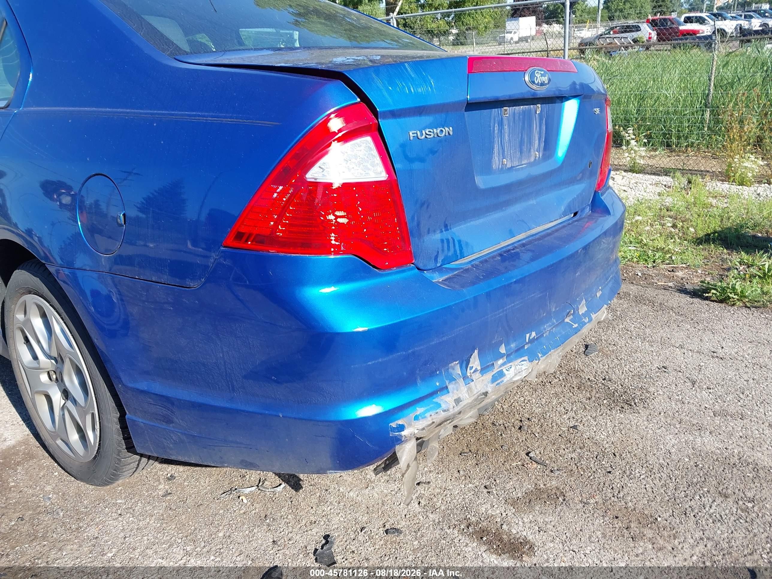 2011 Ford Fusion Se Blue vin: 3FAHP0HA3BR160216