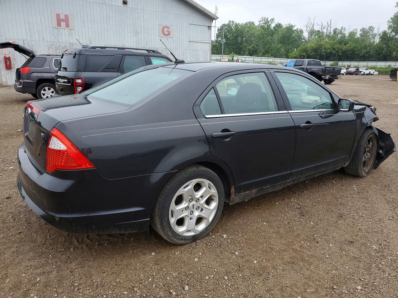 2011 Ford Fusion Se Black vin: 3FAHP0HA3BR160314