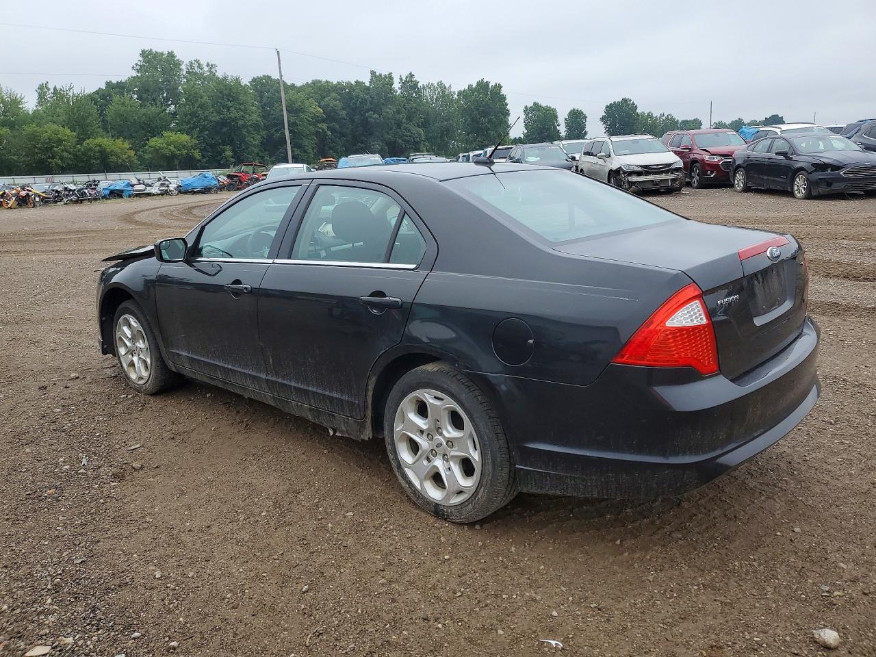 2011 Ford Fusion Se Black vin: 3FAHP0HA3BR160314