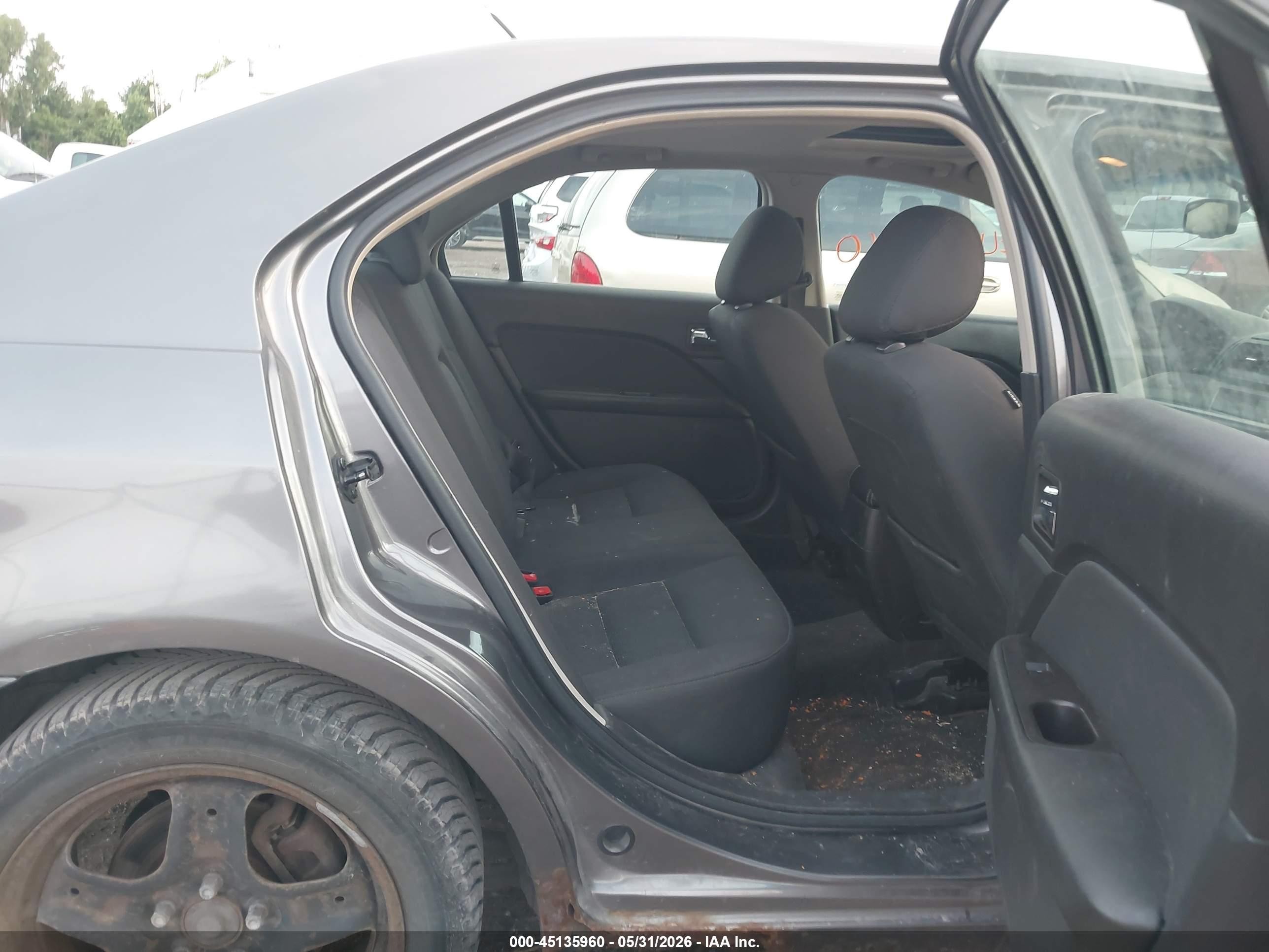 2011 Ford Fusion Se Gray vin: 3FAHP0HA3BR166601