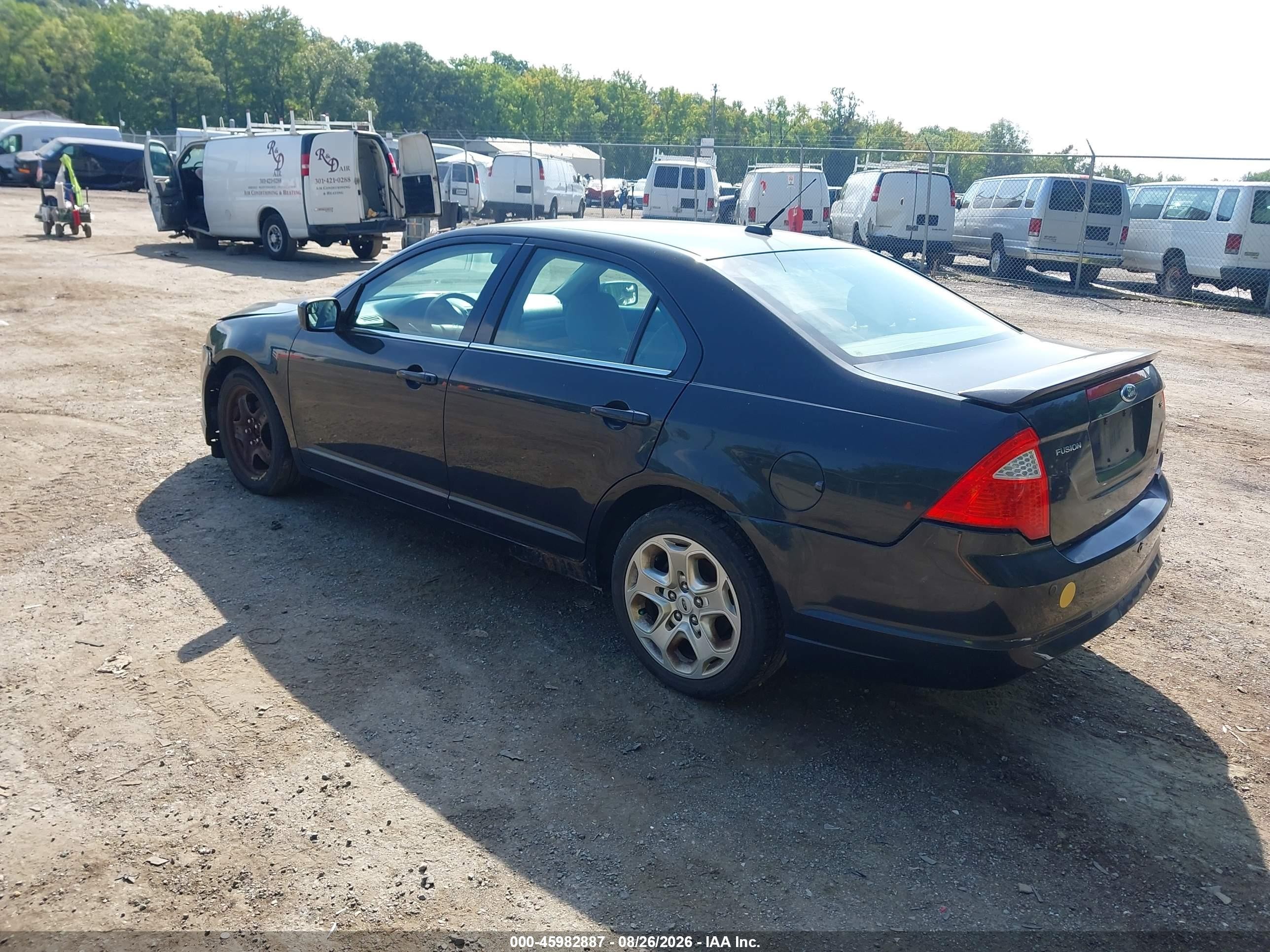 2011 Ford Fusion Se Черный vin: 3FAHP0HA3BR177016