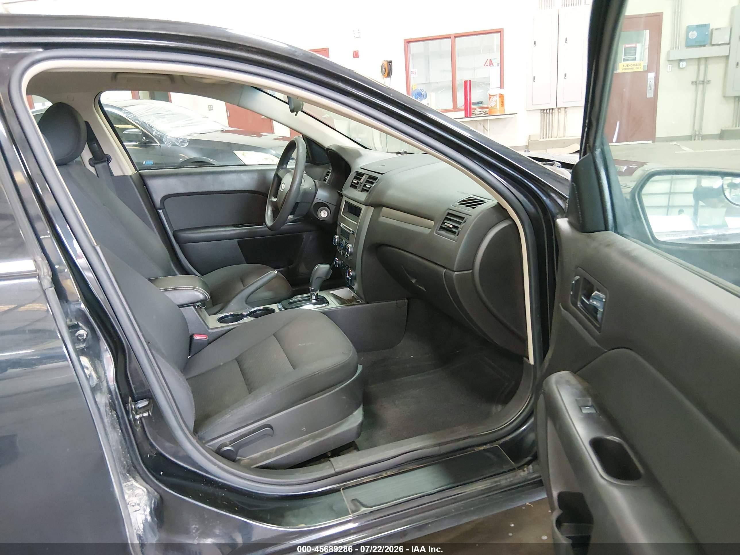 2011 Ford Fusion Se Black vin: 3FAHP0HA3BR179333