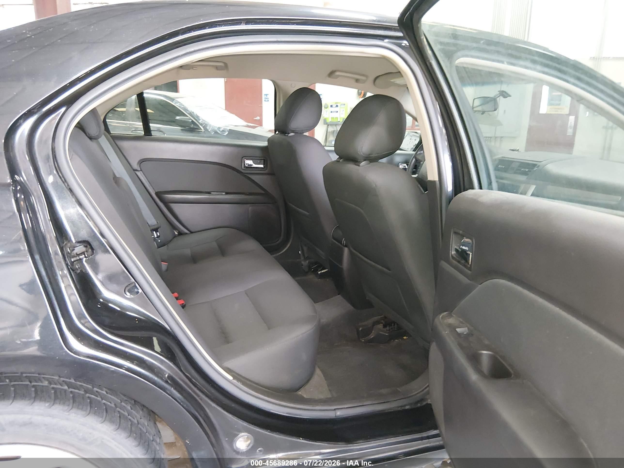 2011 Ford Fusion Se Black vin: 3FAHP0HA3BR179333