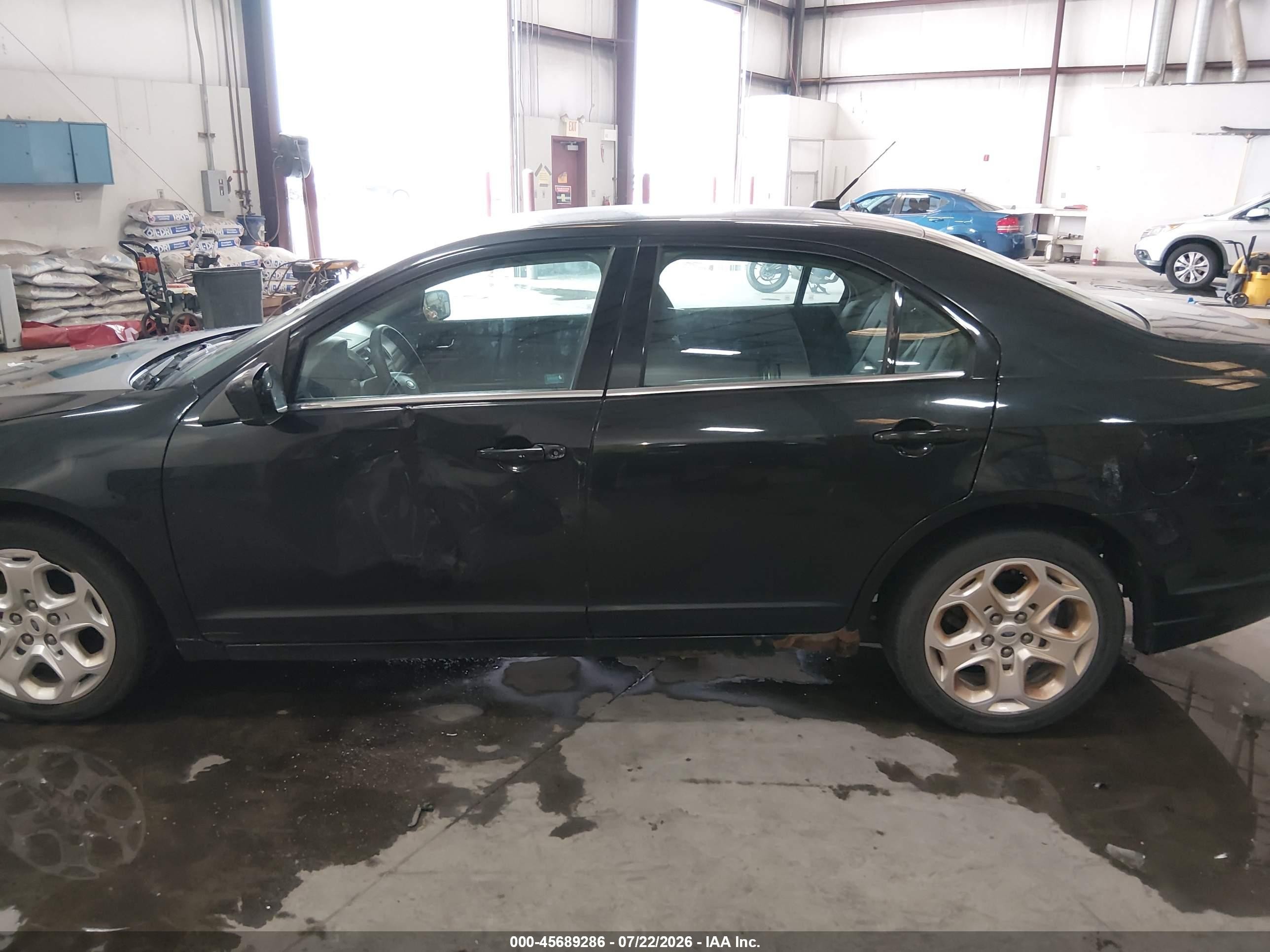 2011 Ford Fusion Se Black vin: 3FAHP0HA3BR179333