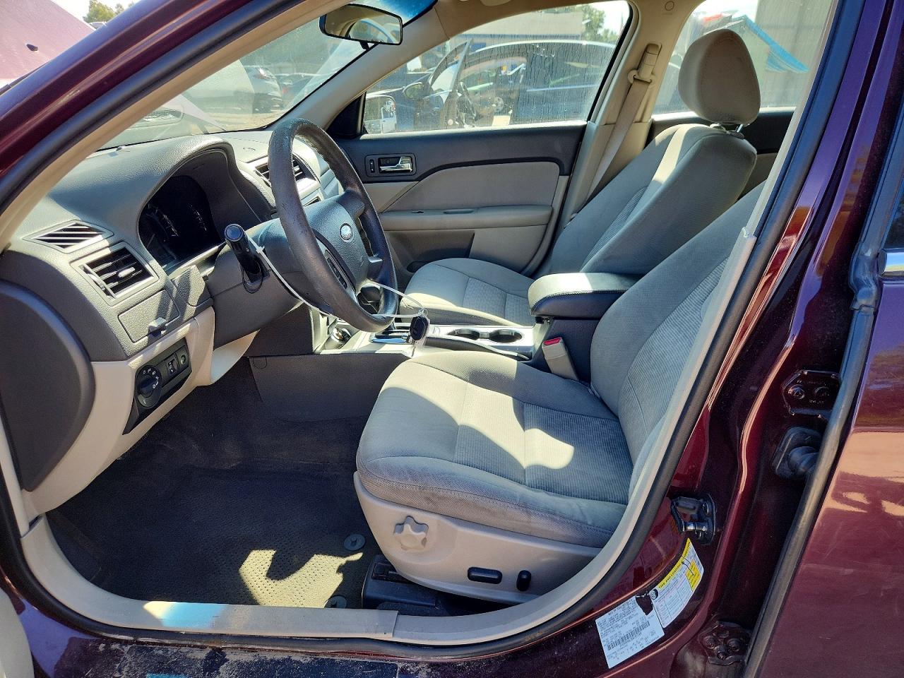 2011 Ford Fusion Se Maroon vin: 3FAHP0HA3BR191269