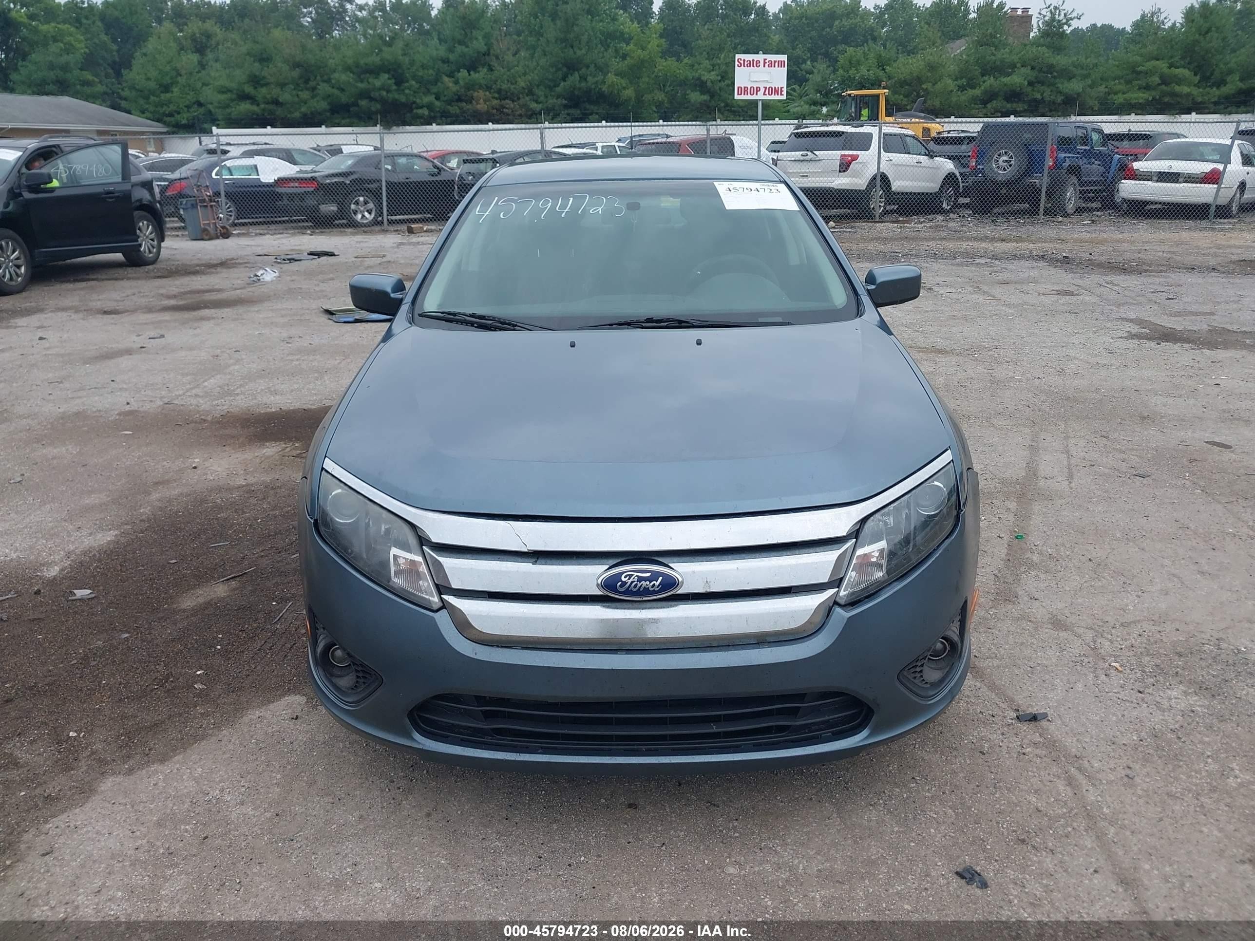 2011 Ford Fusion Se Light Blue vin: 3FAHP0HA3BR231317