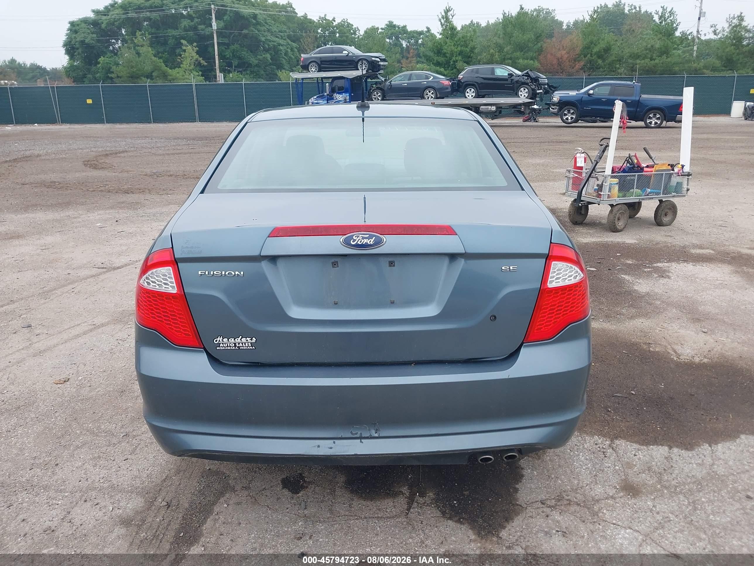 2011 Ford Fusion Se Light Blue vin: 3FAHP0HA3BR231317