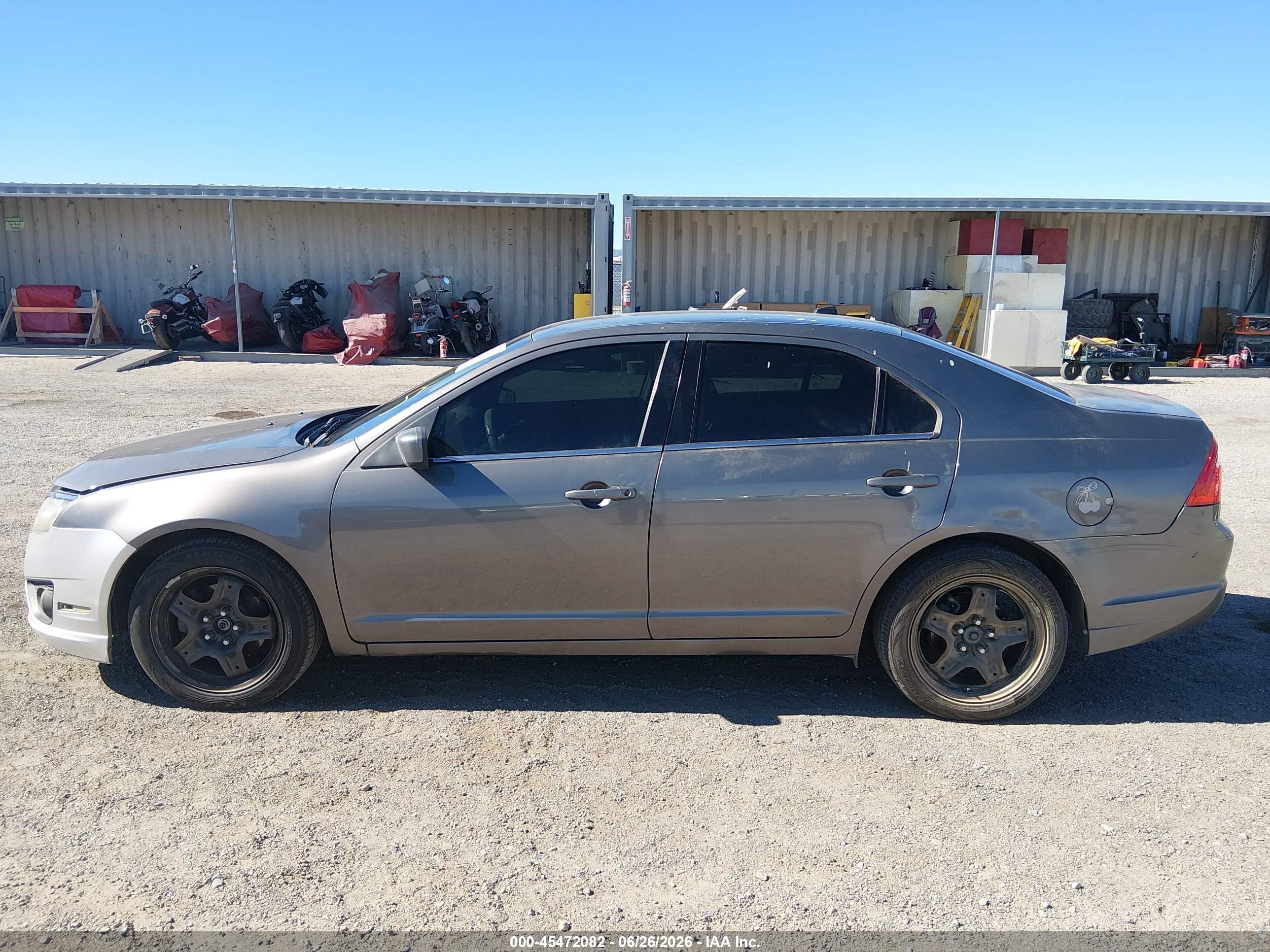 2011 Ford Fusion Se Gray vin: 3FAHP0HA3BR281117