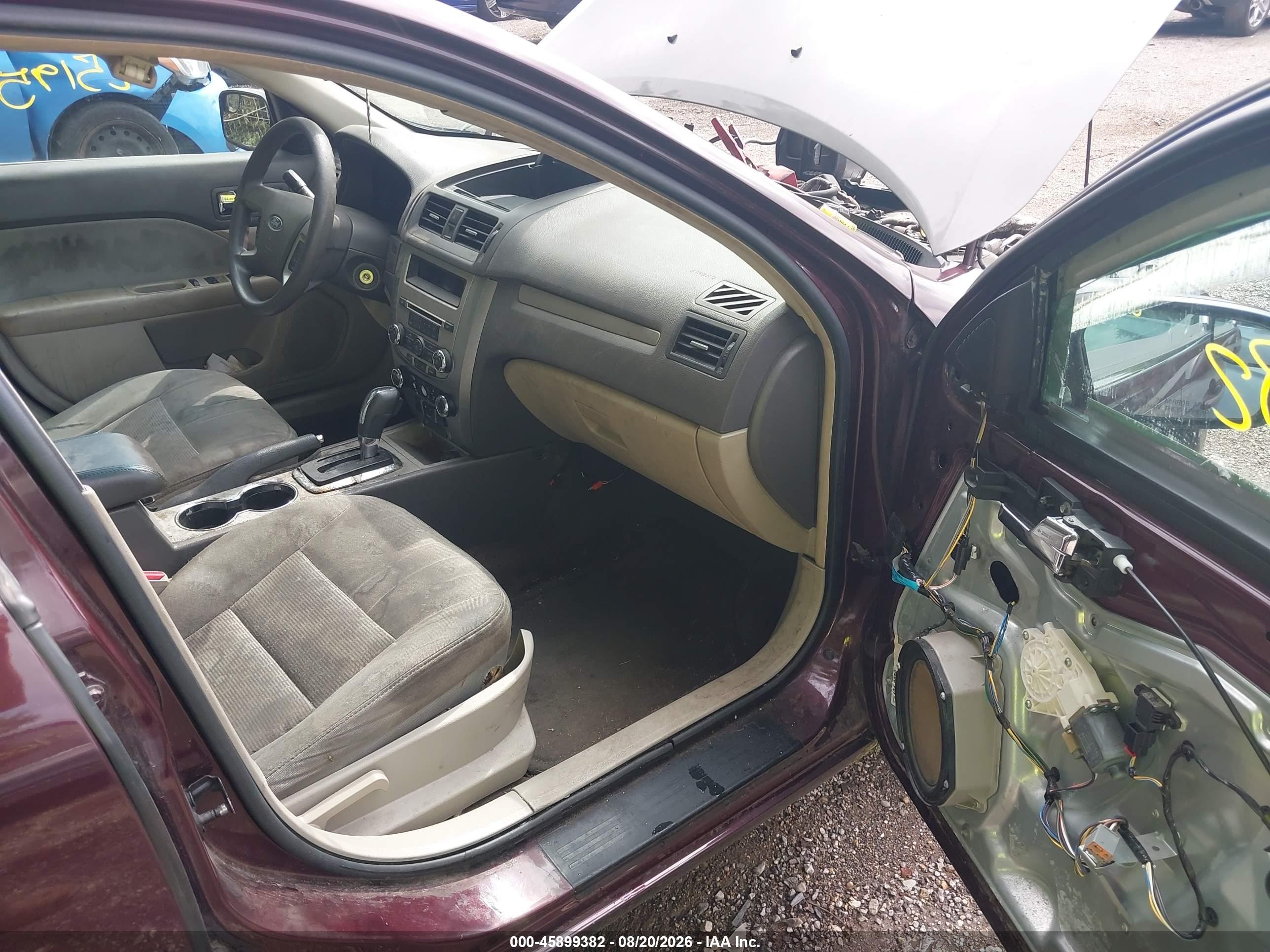 2011 Ford Fusion Se Purple vin: 3FAHP0HA3BR317324