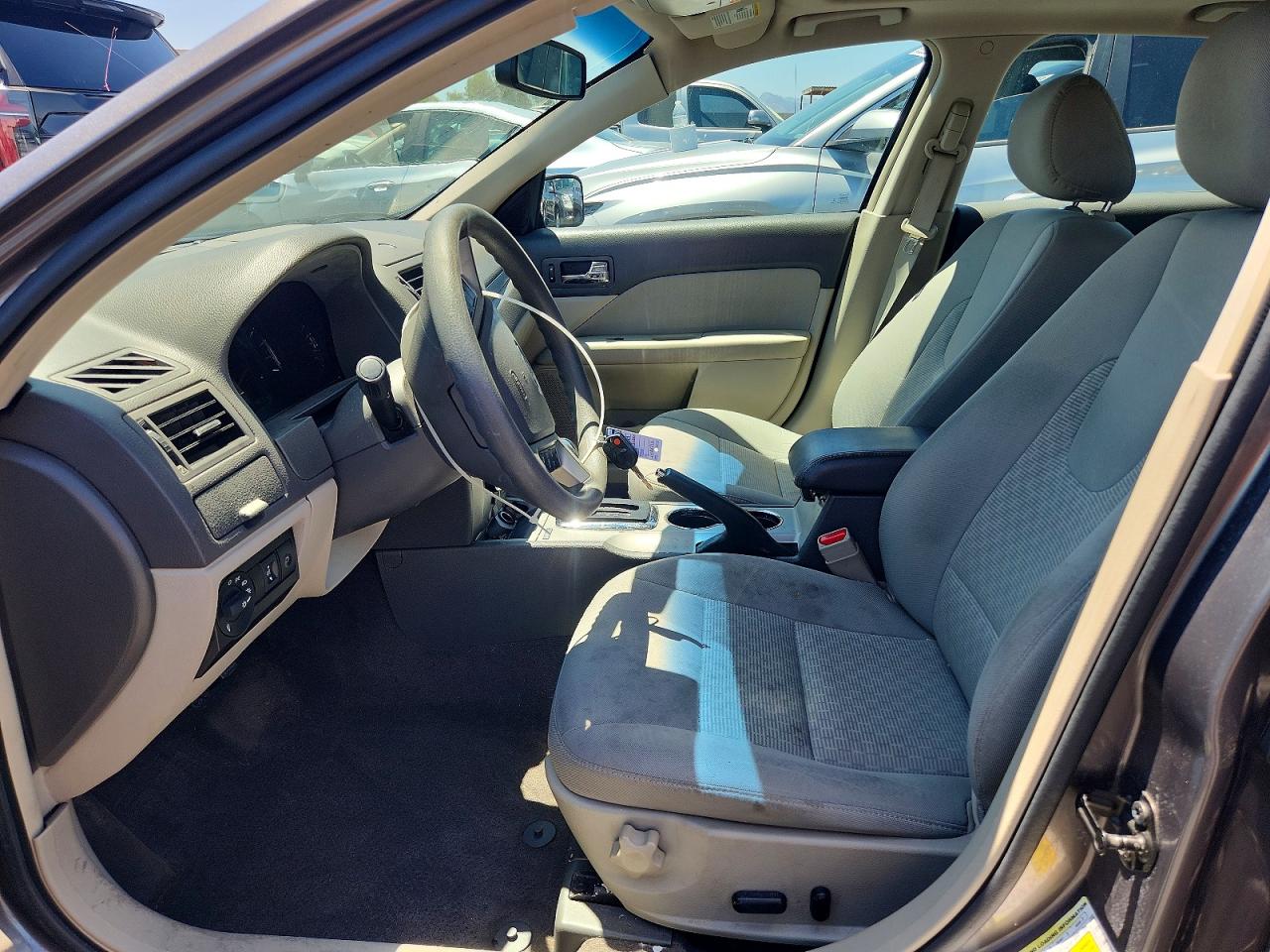 2012 Ford Fusion Se Gray vin: 3FAHP0HA3CR212185