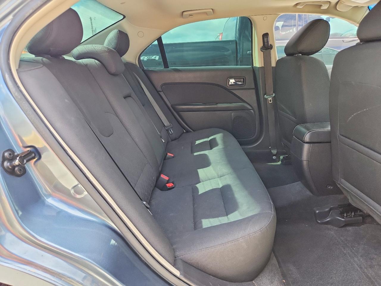 2012 Ford Fusion Se Синий vin: 3FAHP0HA3CR231013