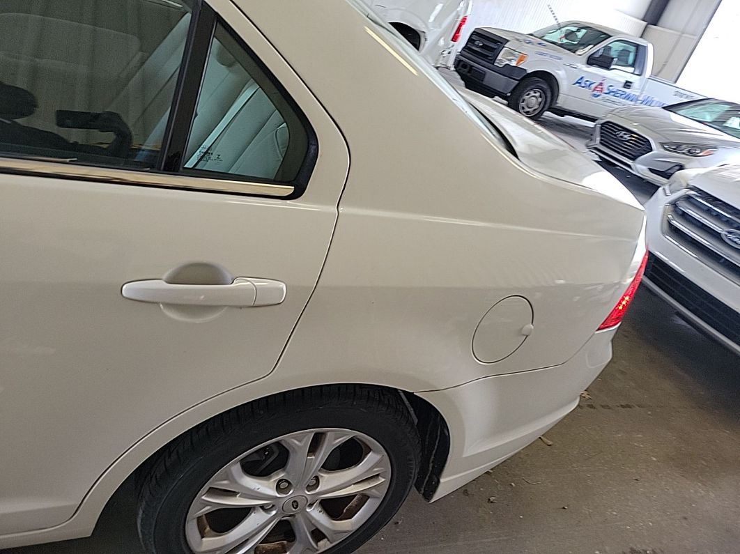 2012 Ford Fusion Se vin: 3FAHP0HA3CR239838