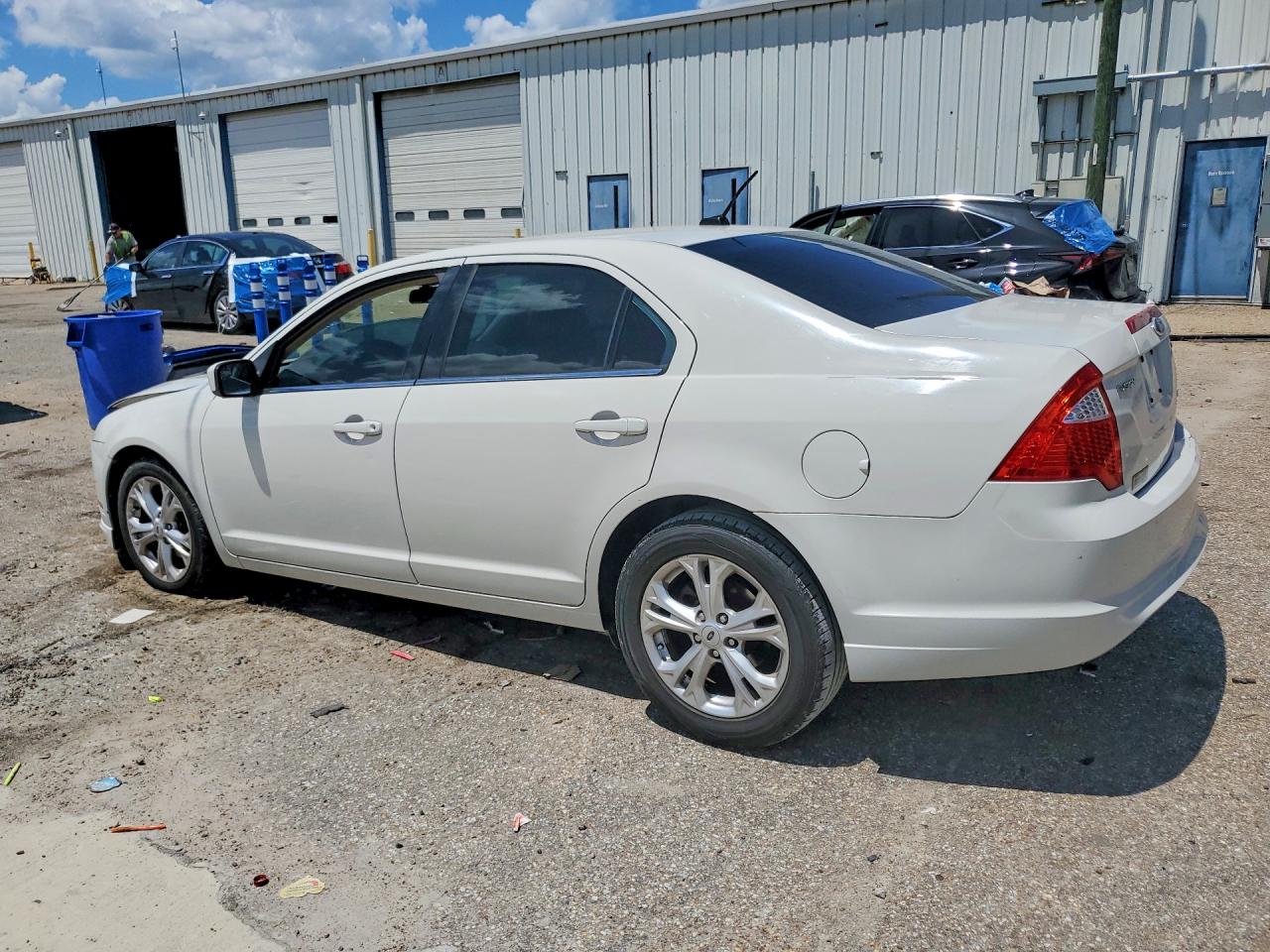 2012 Ford Fusion Se White vin: 3FAHP0HA3CR239838