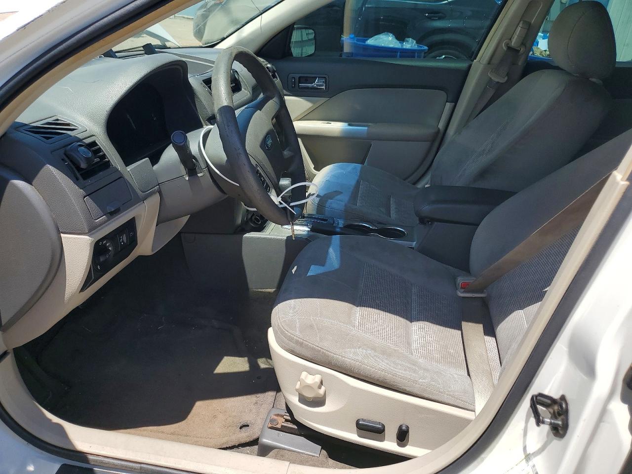 2012 Ford Fusion Se White vin: 3FAHP0HA3CR239838