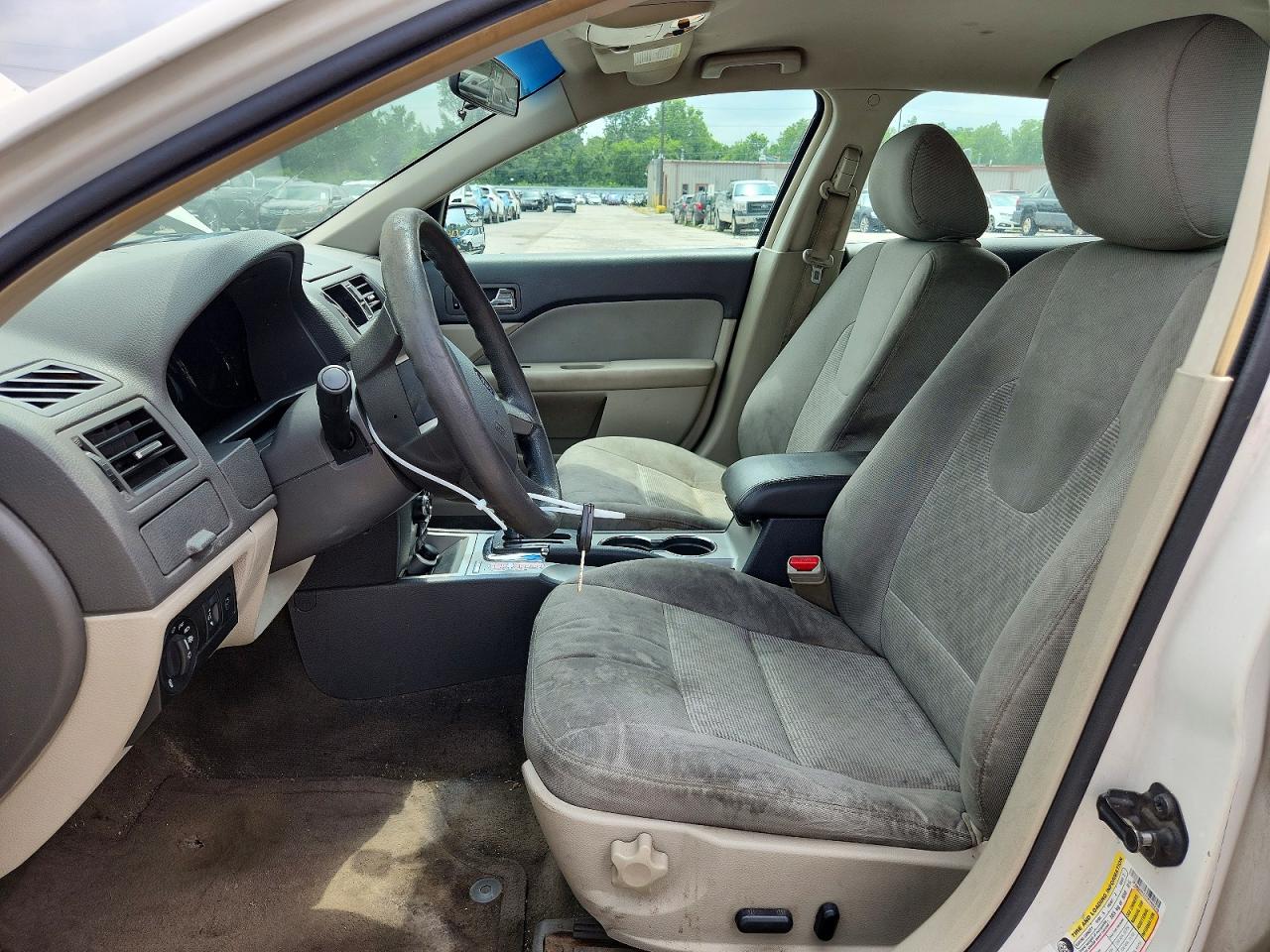 2012 Ford Fusion Se White vin: 3FAHP0HA3CR262276
