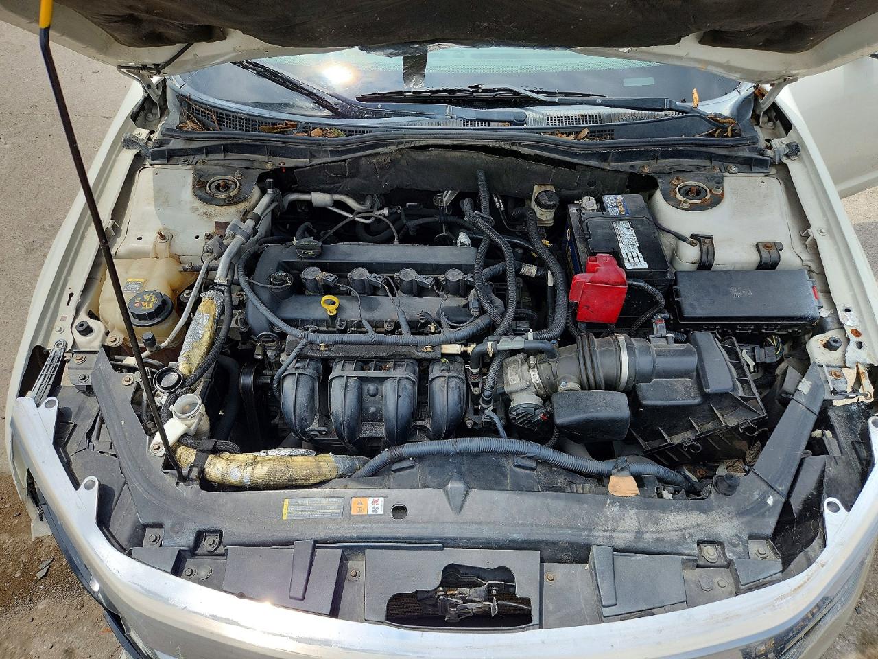 2012 Ford Fusion Se White vin: 3FAHP0HA3CR262276
