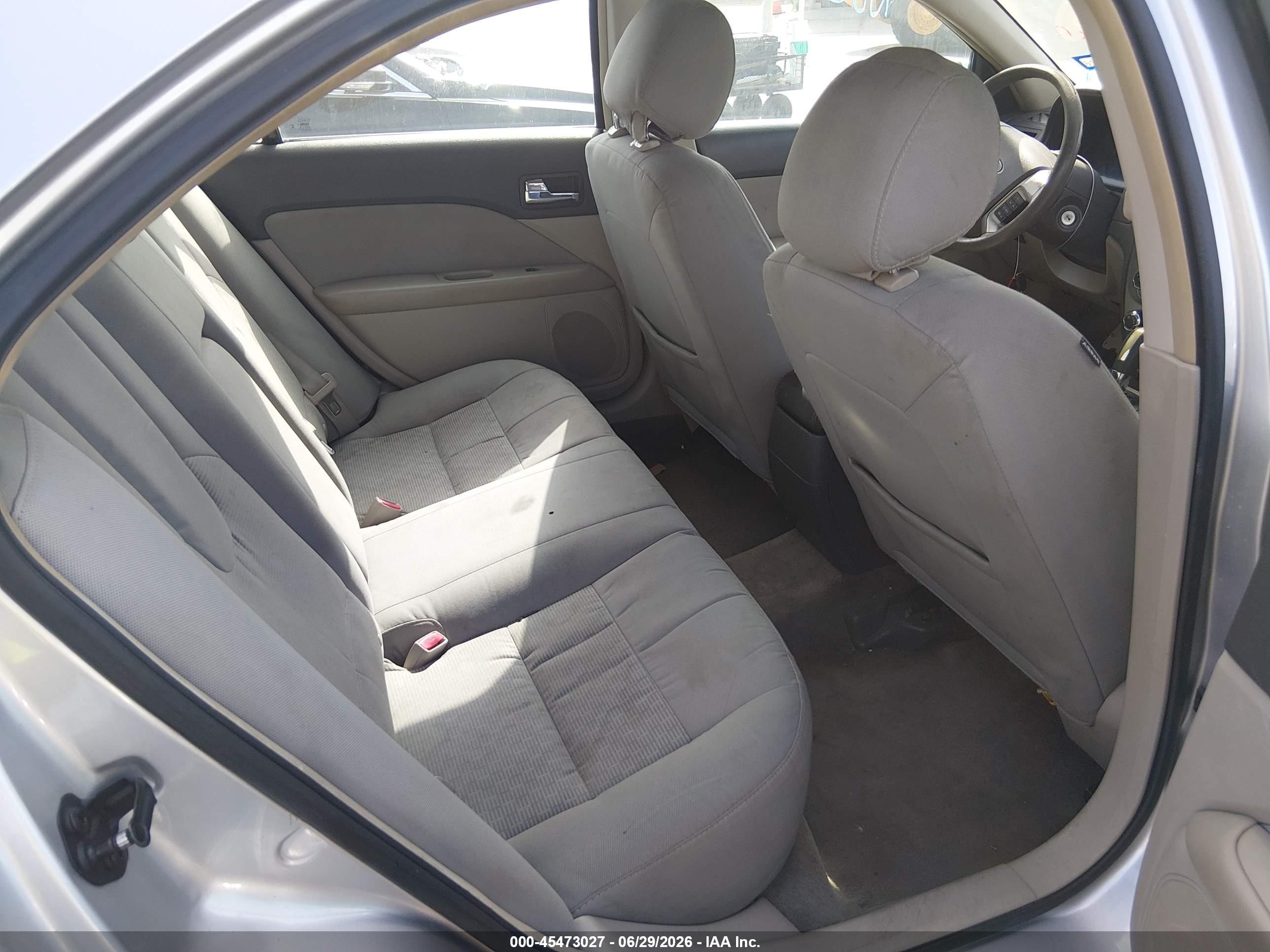 2012 Ford Fusion Se Silver vin: 3FAHP0HA3CR276565