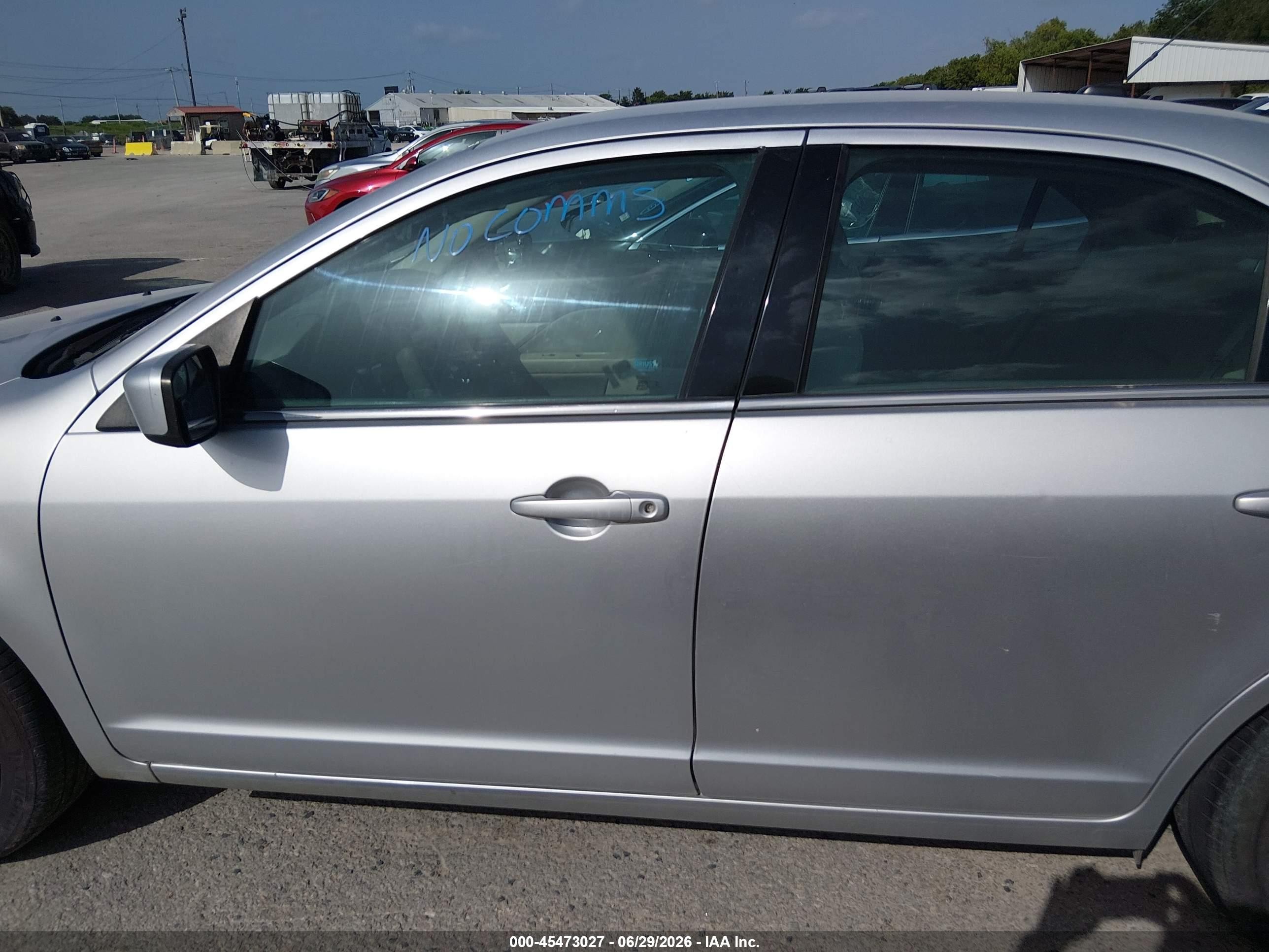 2012 Ford Fusion Se Silver vin: 3FAHP0HA3CR276565