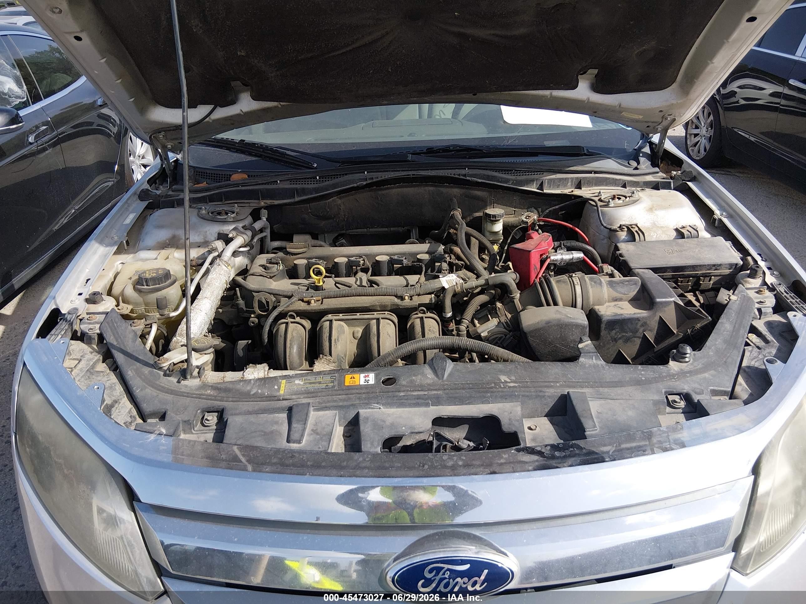 2012 Ford Fusion Se Silver vin: 3FAHP0HA3CR276565