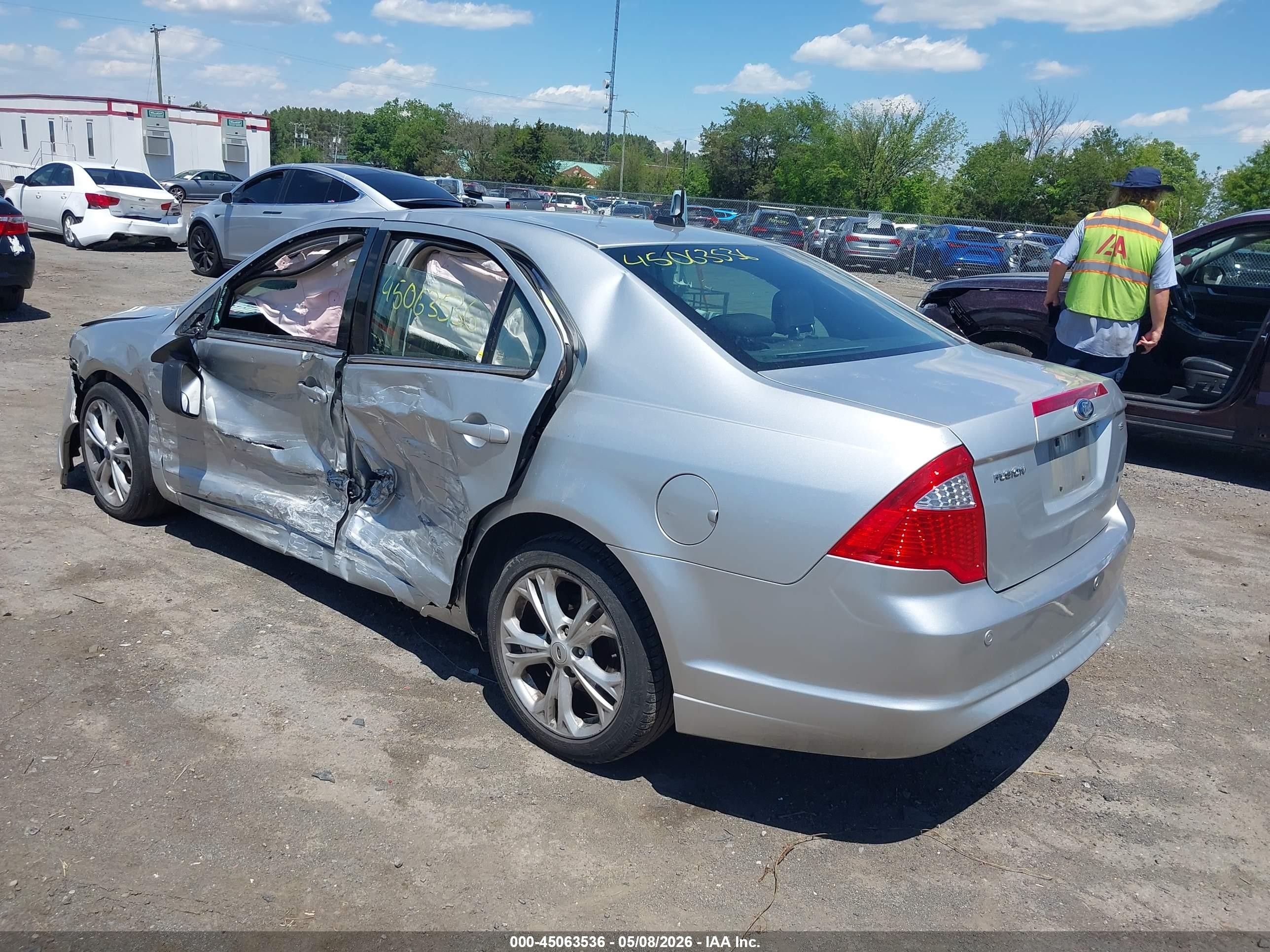 2012 Ford Fusion Se Серебряный vin: 3FAHP0HA3CR322573