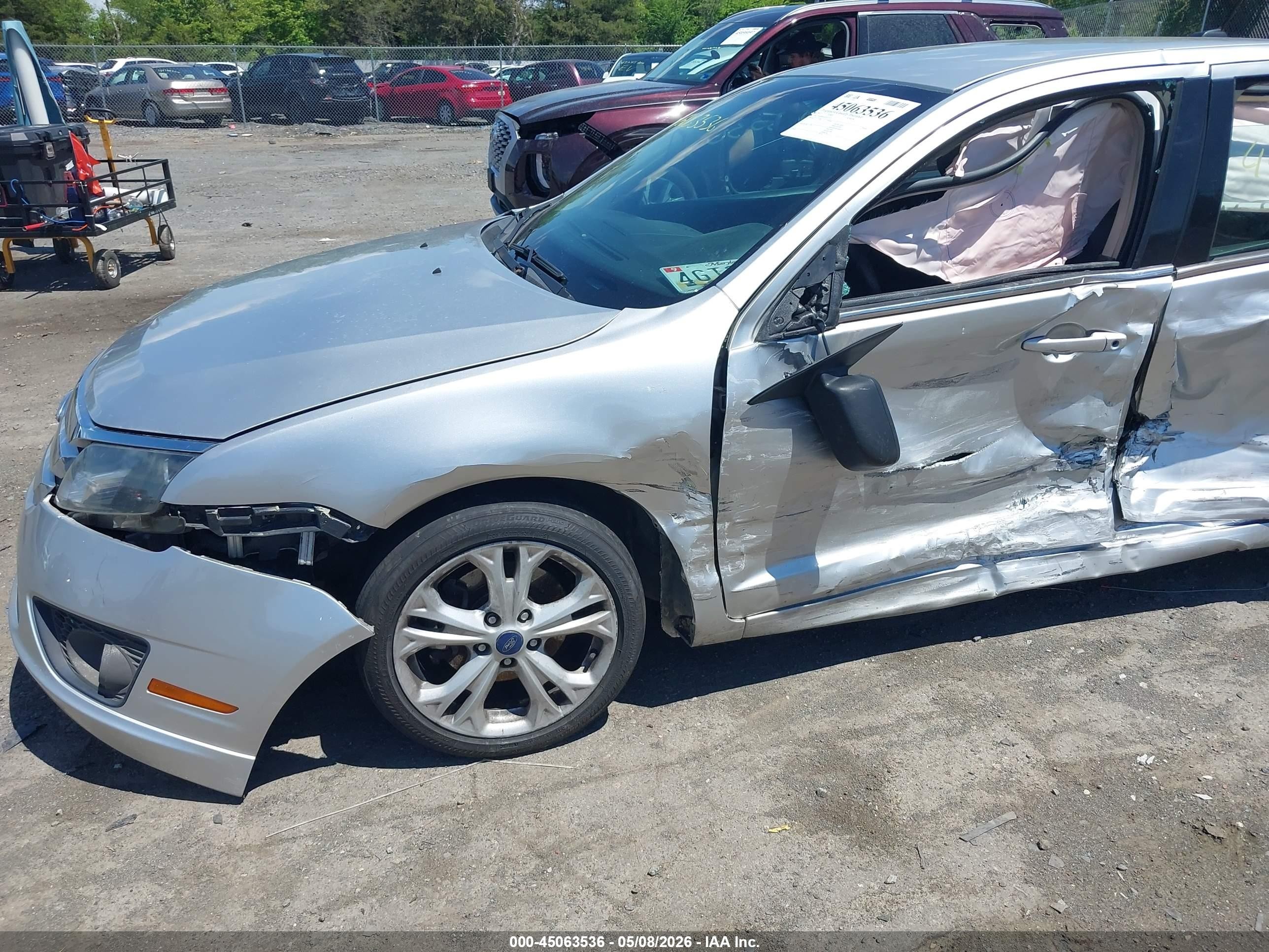 2012 Ford Fusion Se Серебряный vin: 3FAHP0HA3CR322573