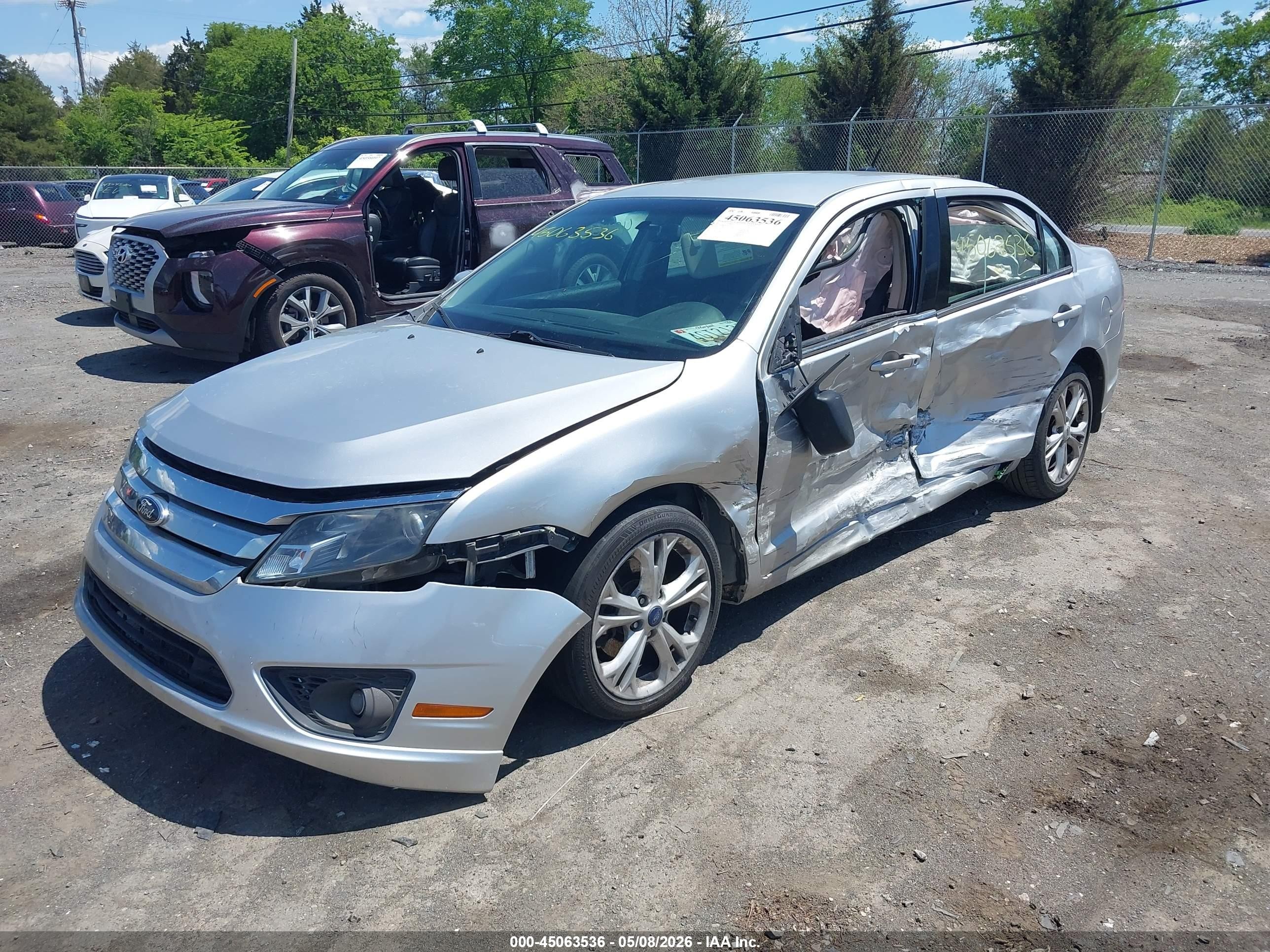 2012 Ford Fusion Se Серебряный vin: 3FAHP0HA3CR322573
