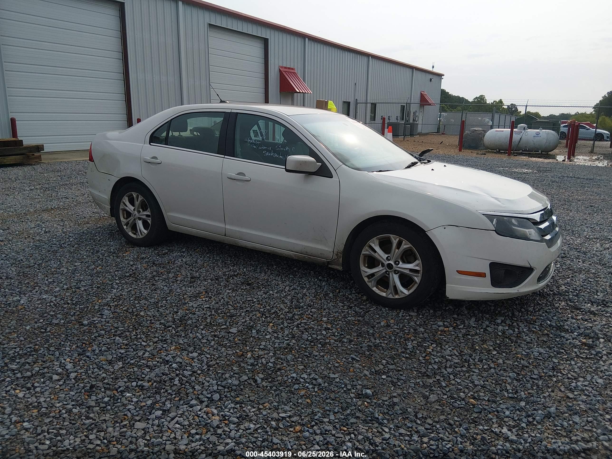 2012 Ford Fusion Se White vin: 3FAHP0HA3CR372437