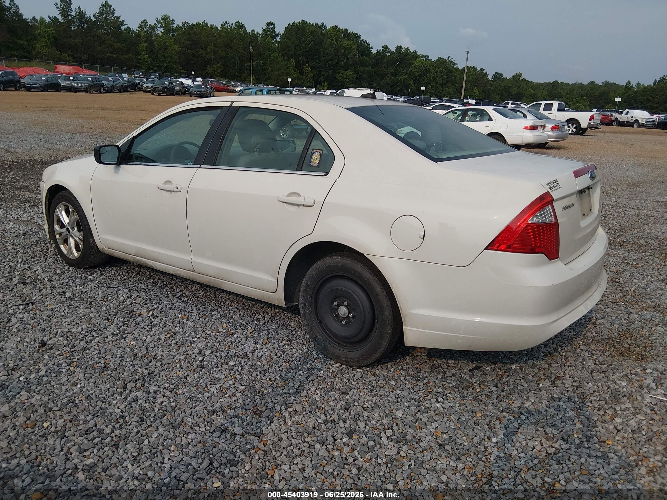2012 Ford Fusion Se White vin: 3FAHP0HA3CR372437
