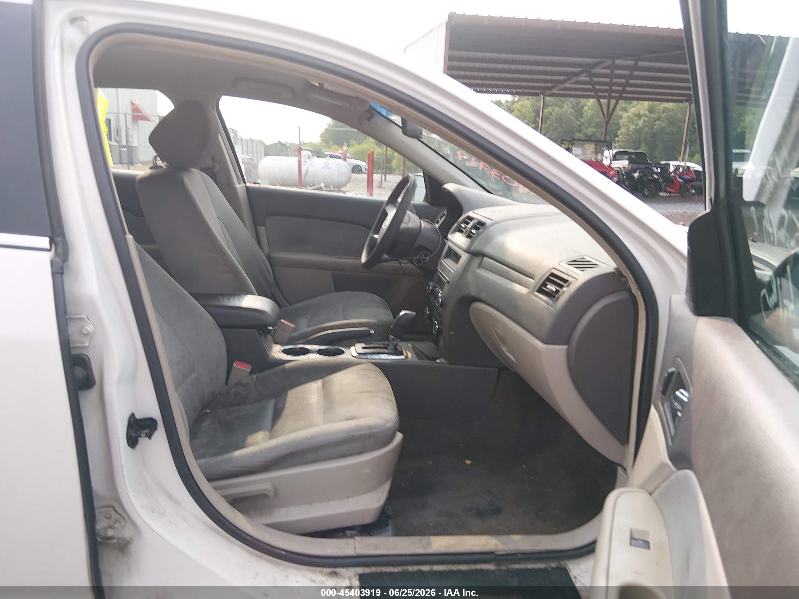 2012 Ford Fusion Se White vin: 3FAHP0HA3CR372437