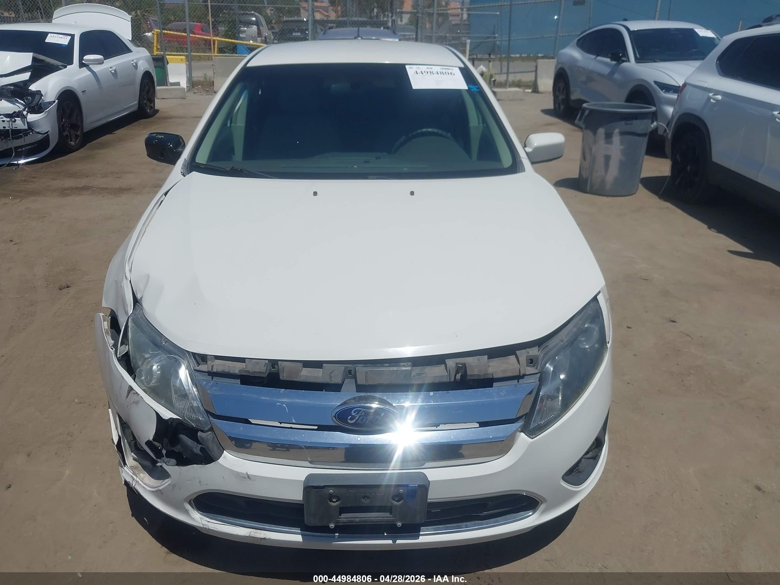 2012 Ford Fusion Se White vin: 3FAHP0HA3CR378075