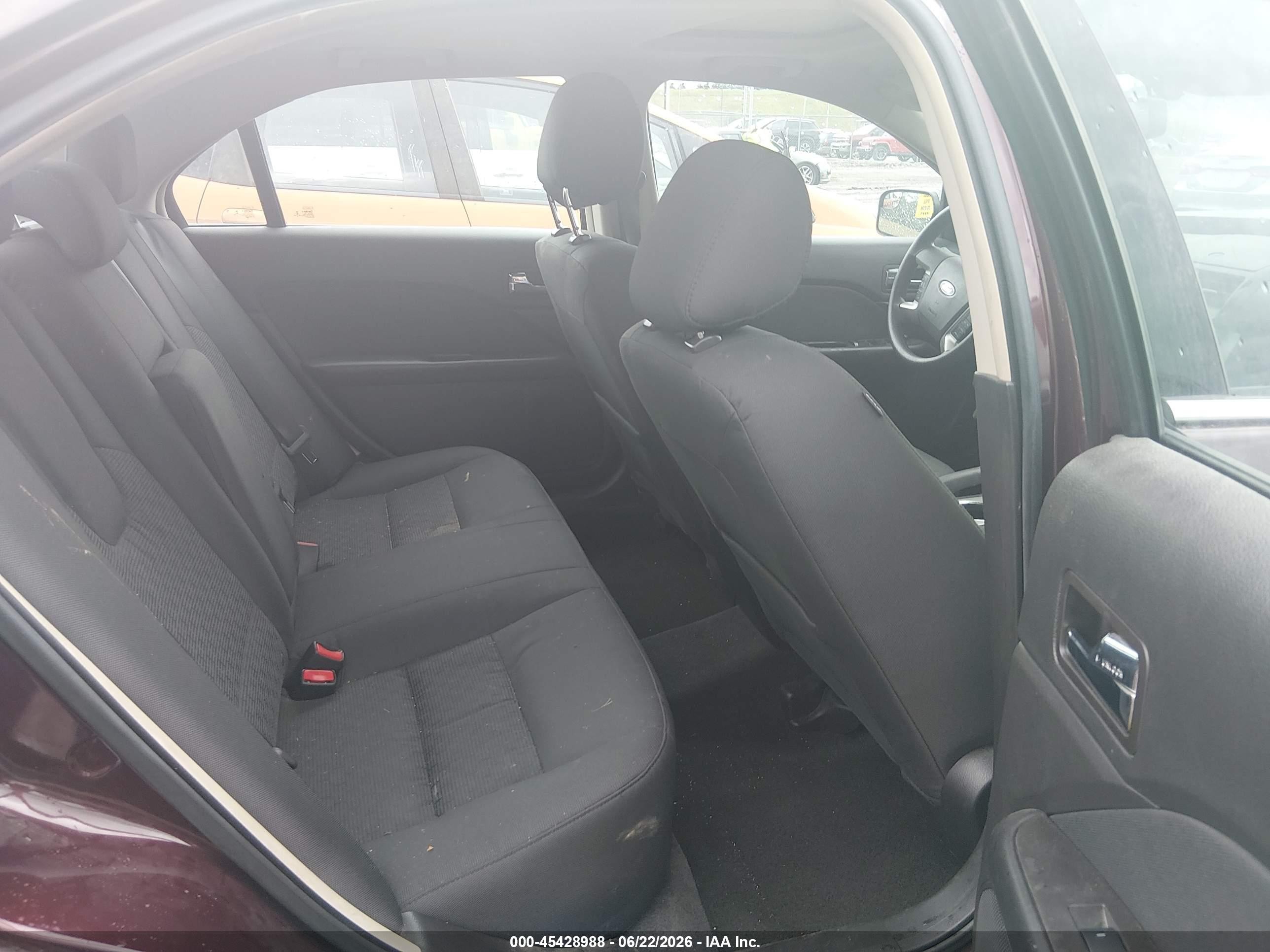 2012 Ford Fusion Se Purple vin: 3FAHP0HA3CR409874