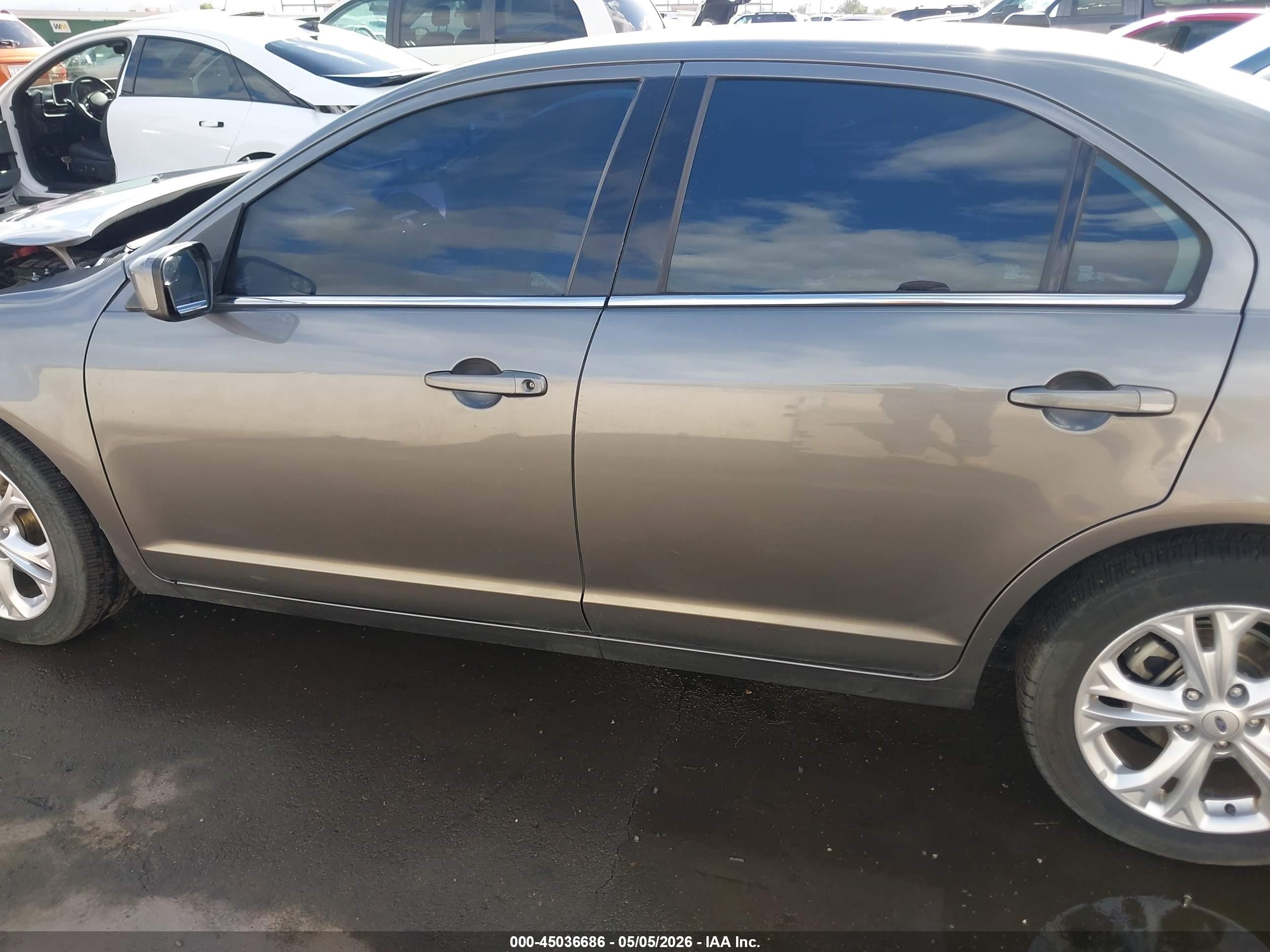 2012 Ford Fusion Se Серый vin: 3FAHP0HA3CR445807