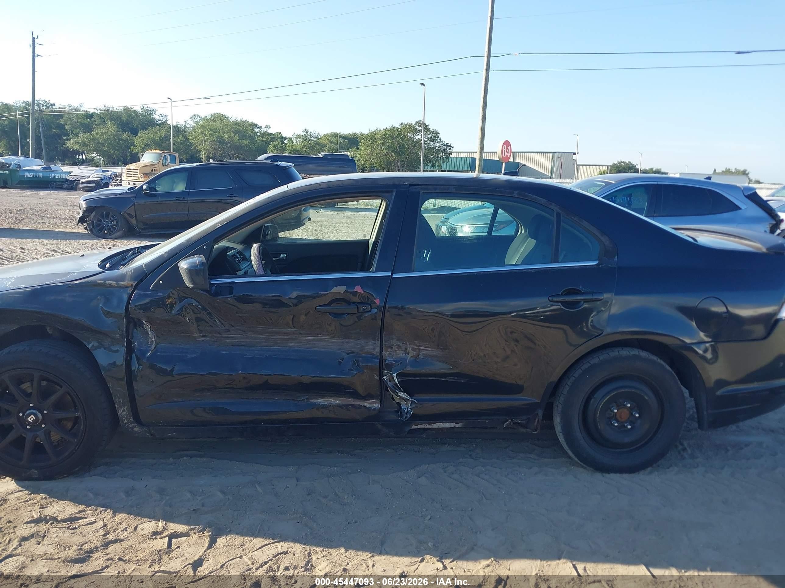 2010 Ford Fusion Se Black vin: 3FAHP0HA4AR128468