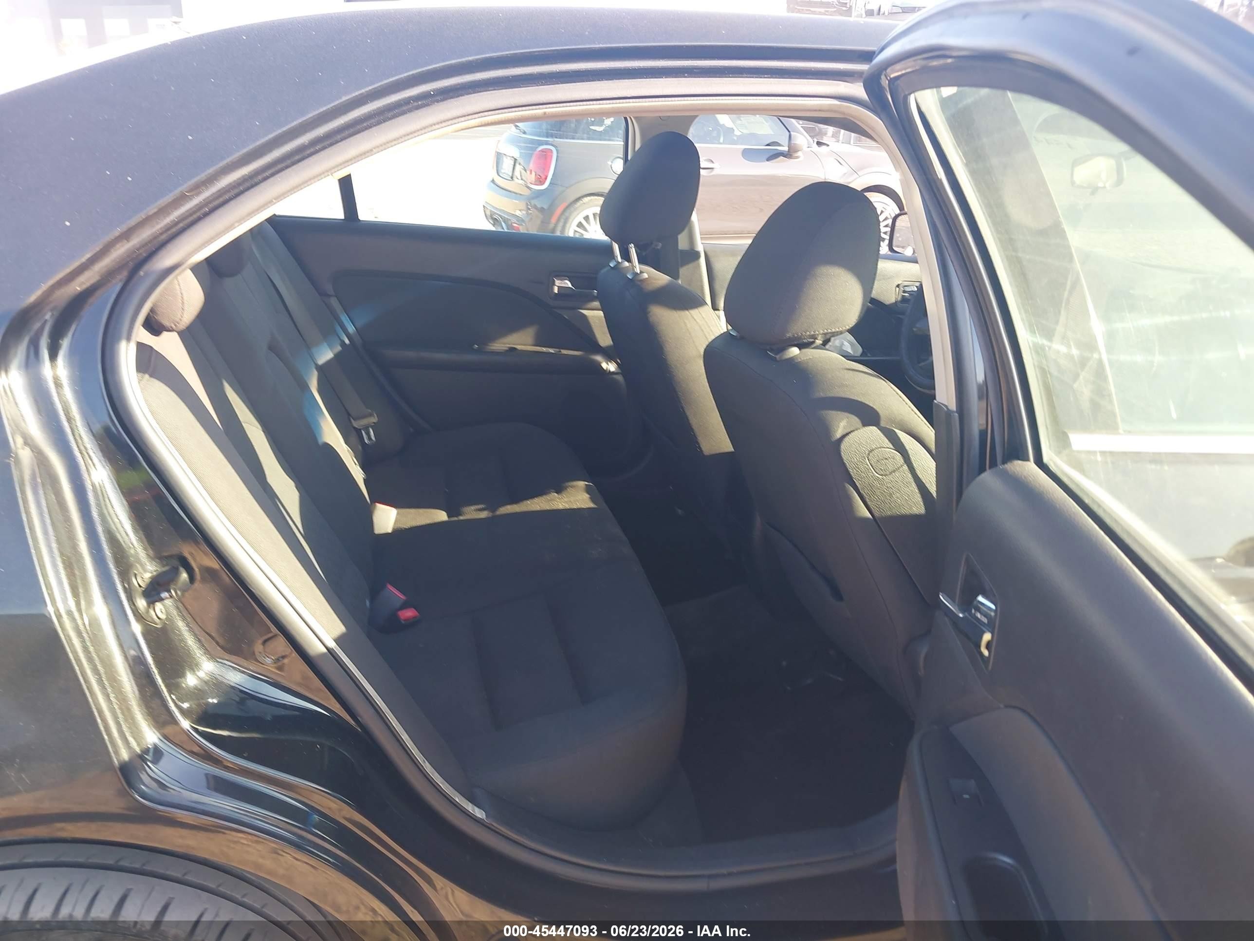 2010 Ford Fusion Se Black vin: 3FAHP0HA4AR128468
