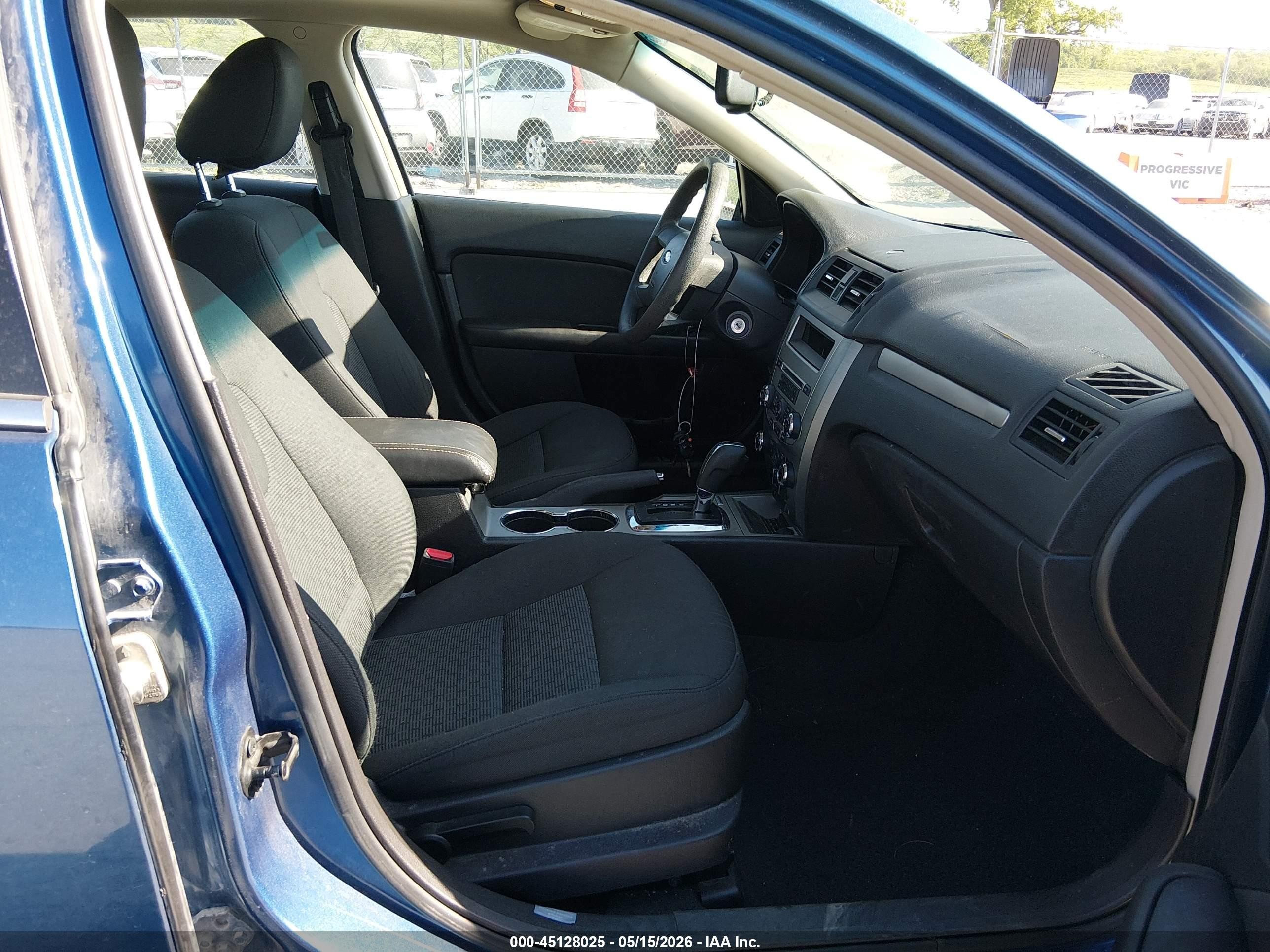 2010 Ford Fusion Se Blue vin: 3FAHP0HA4AR216033