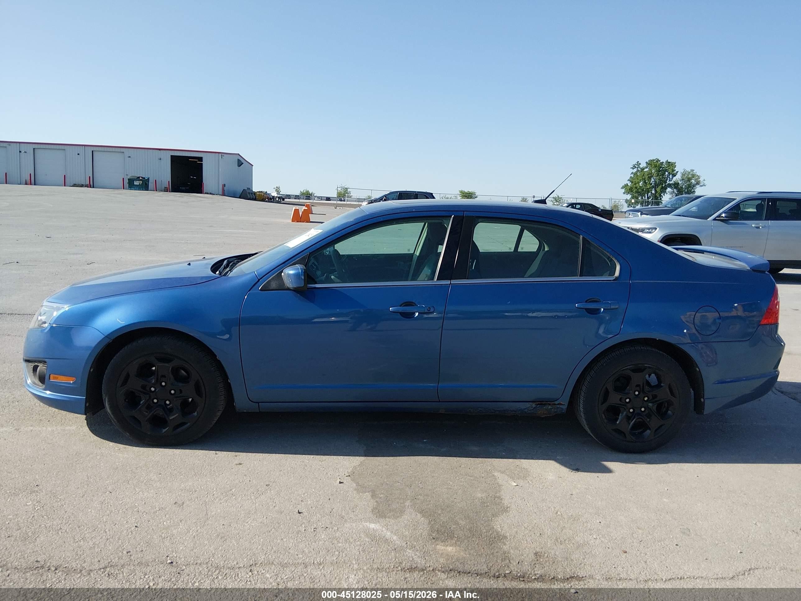 2010 Ford Fusion Se Blue vin: 3FAHP0HA4AR216033