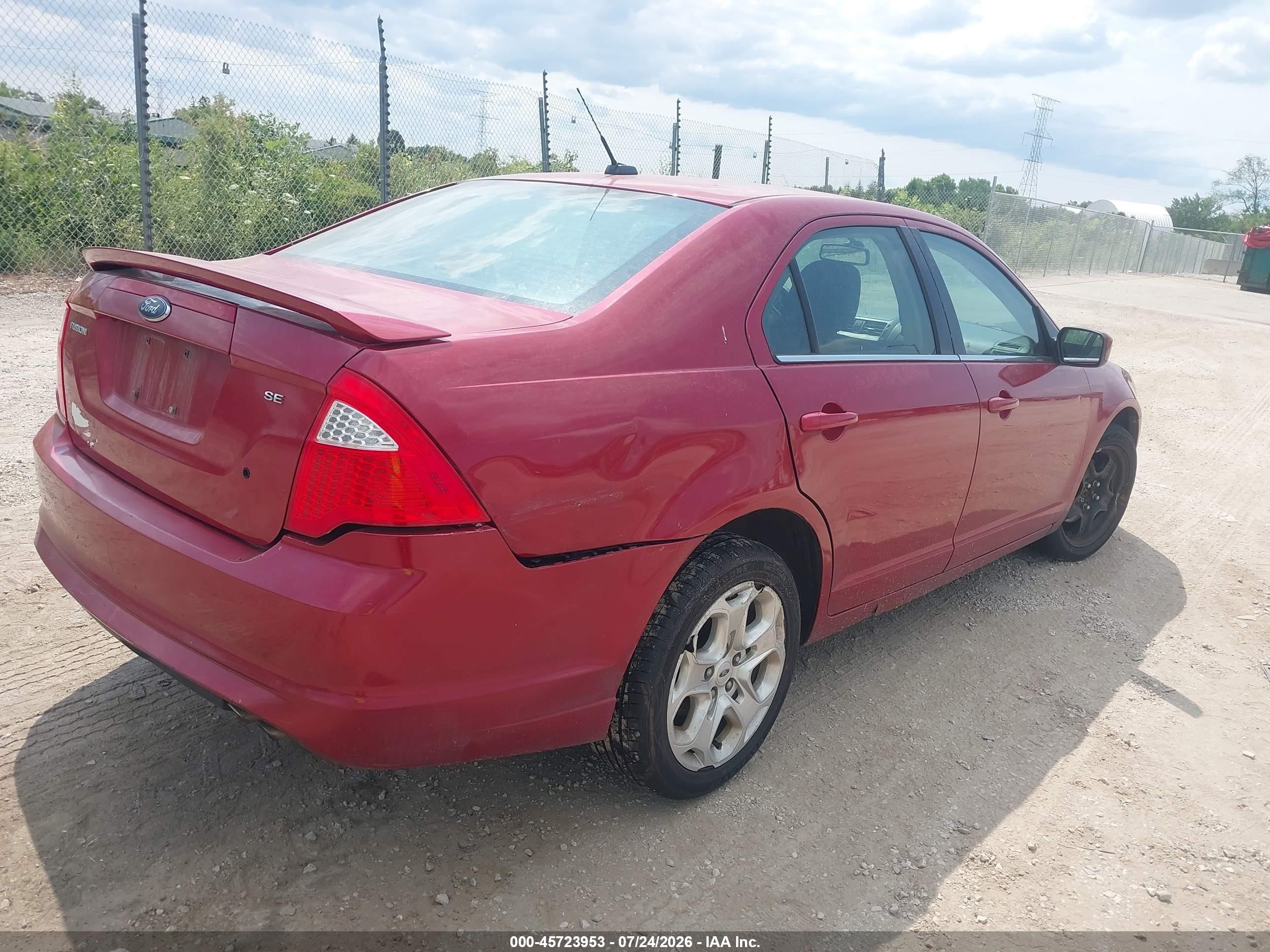 2010 Ford Fusion Se Red vin: 3FAHP0HA4AR243250