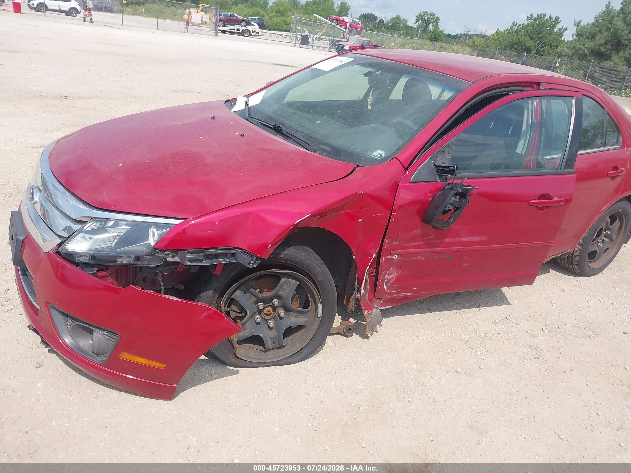 2010 Ford Fusion Se Red vin: 3FAHP0HA4AR243250