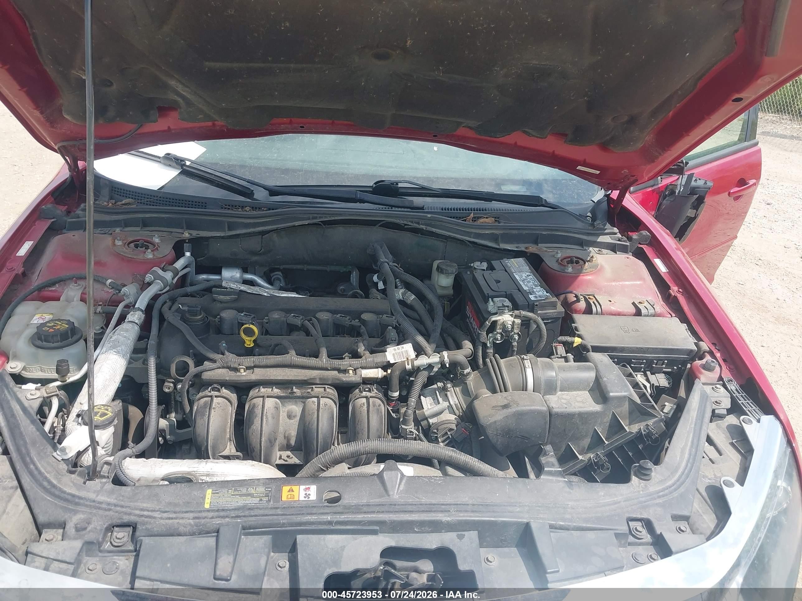 2010 Ford Fusion Se Red vin: 3FAHP0HA4AR243250