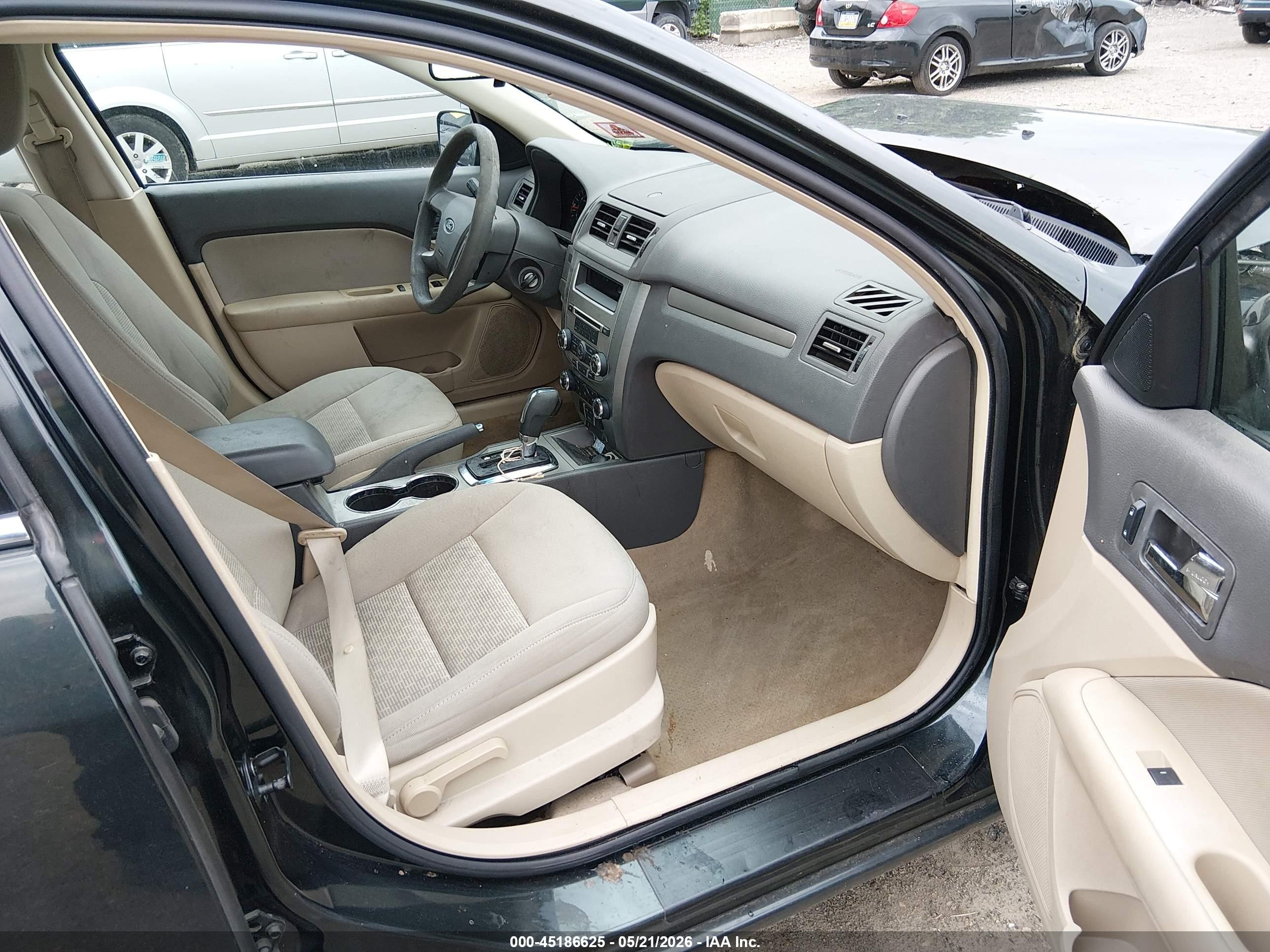 2010 Ford Fusion Se Black vin: 3FAHP0HA4AR273915