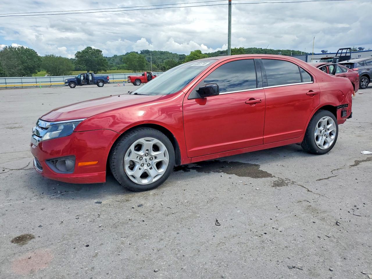 2010 Ford Fusion Se Red vin: 3FAHP0HA4AR292982