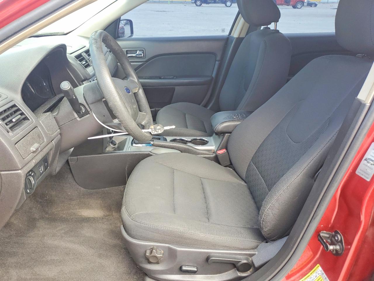 2010 Ford Fusion Se Красный vin: 3FAHP0HA4AR292982